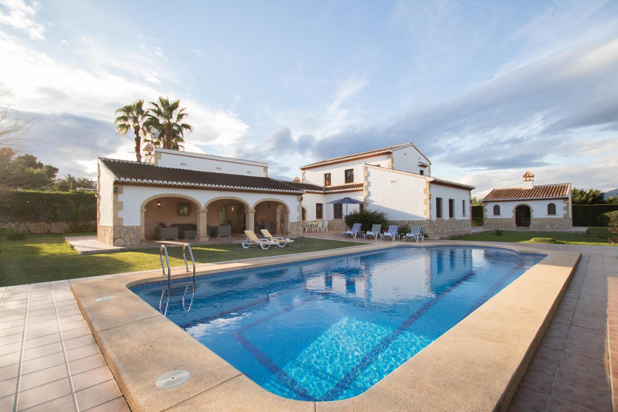 Villa Lluca *