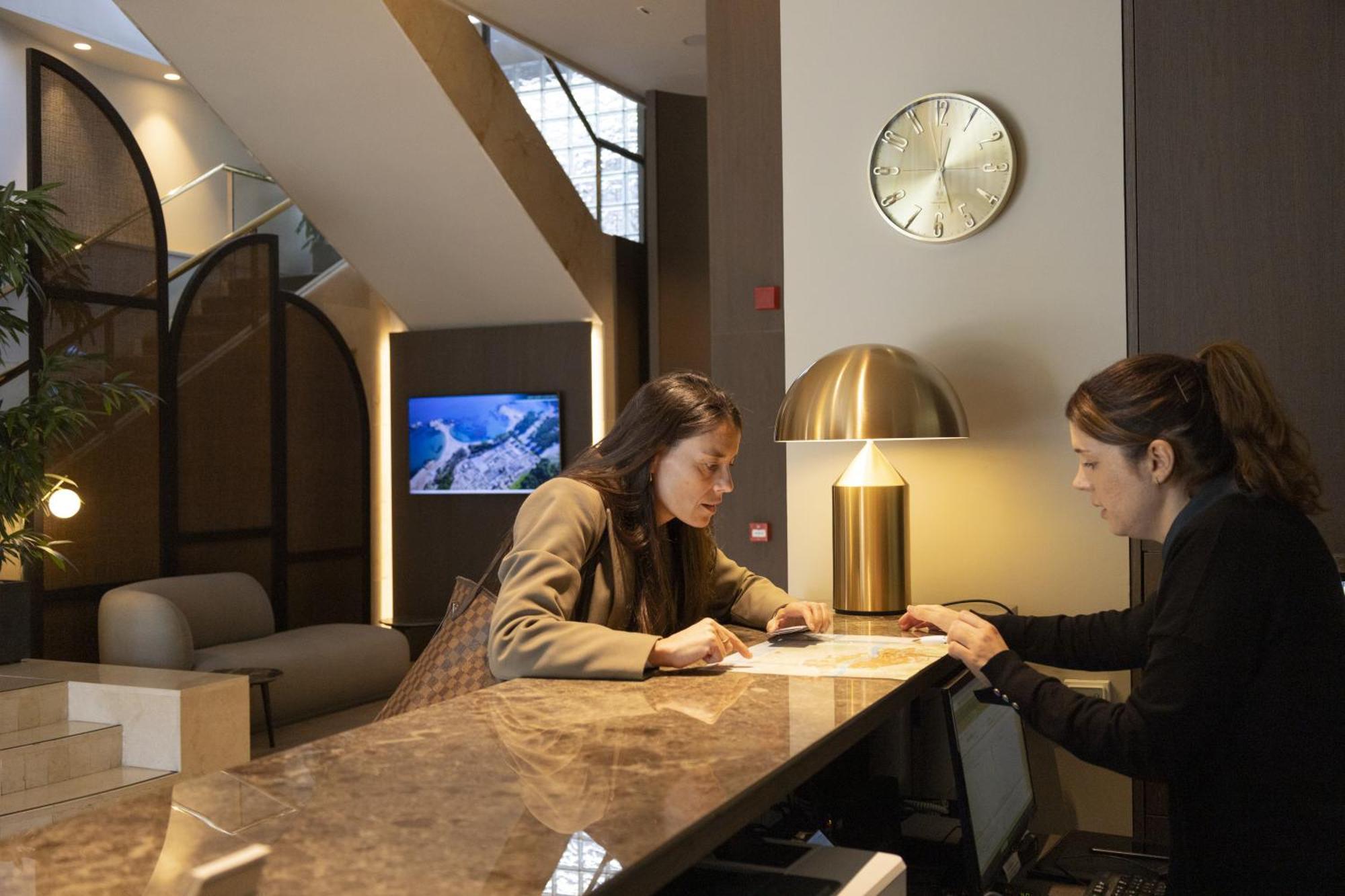 Hotel Western Premier Cmc