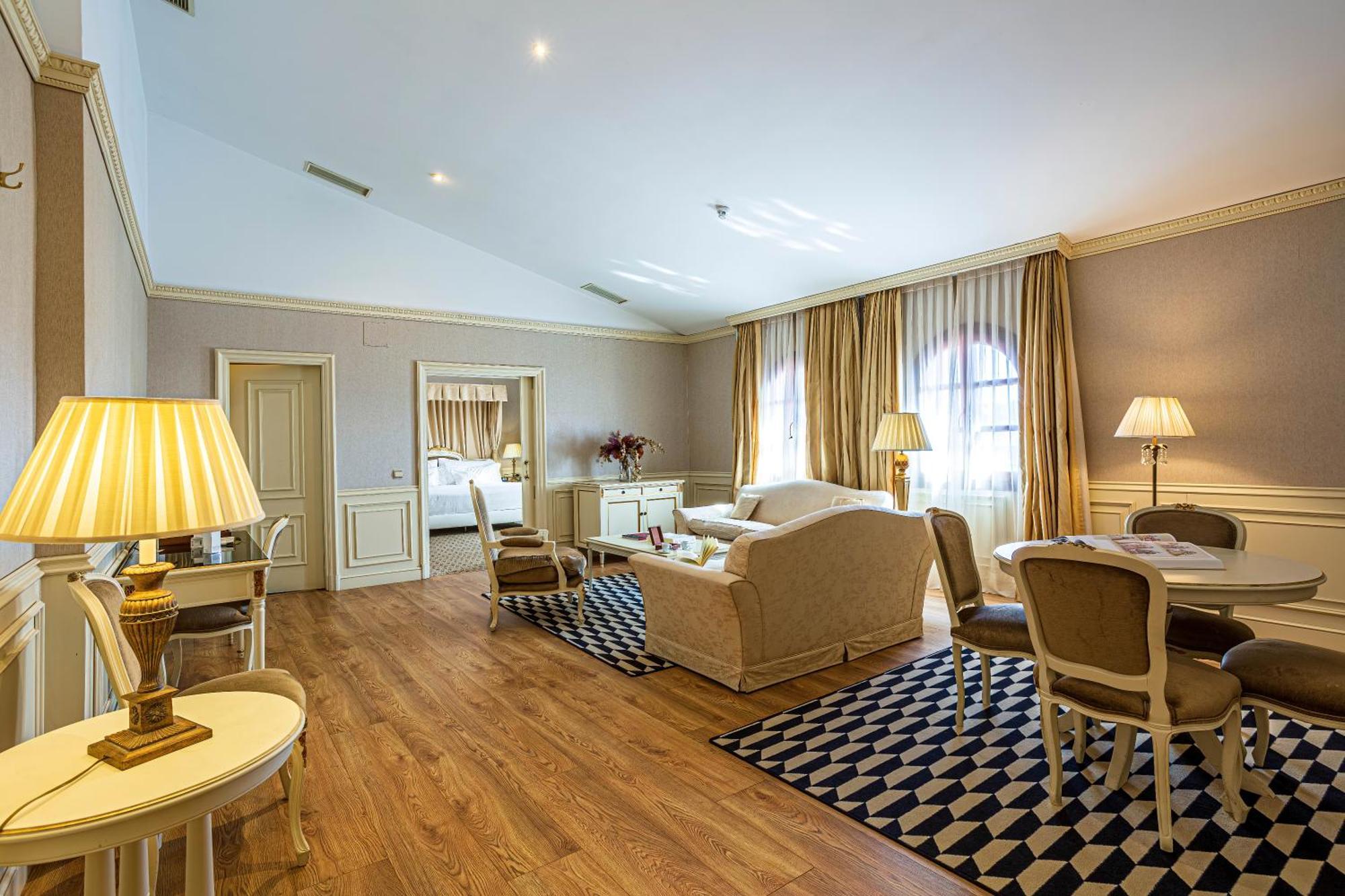 Eugenia De Montijo, Autograph Collection Hotel