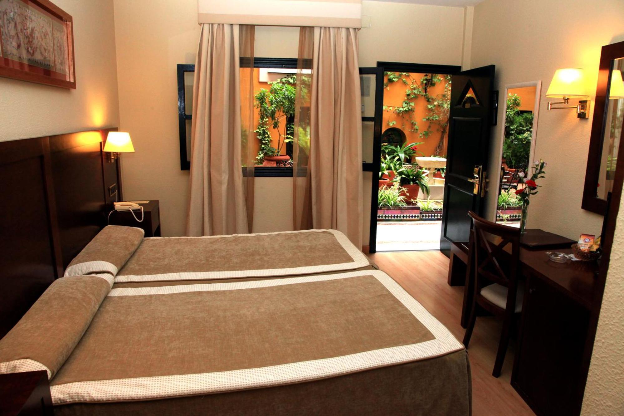 Cervantes Hotel