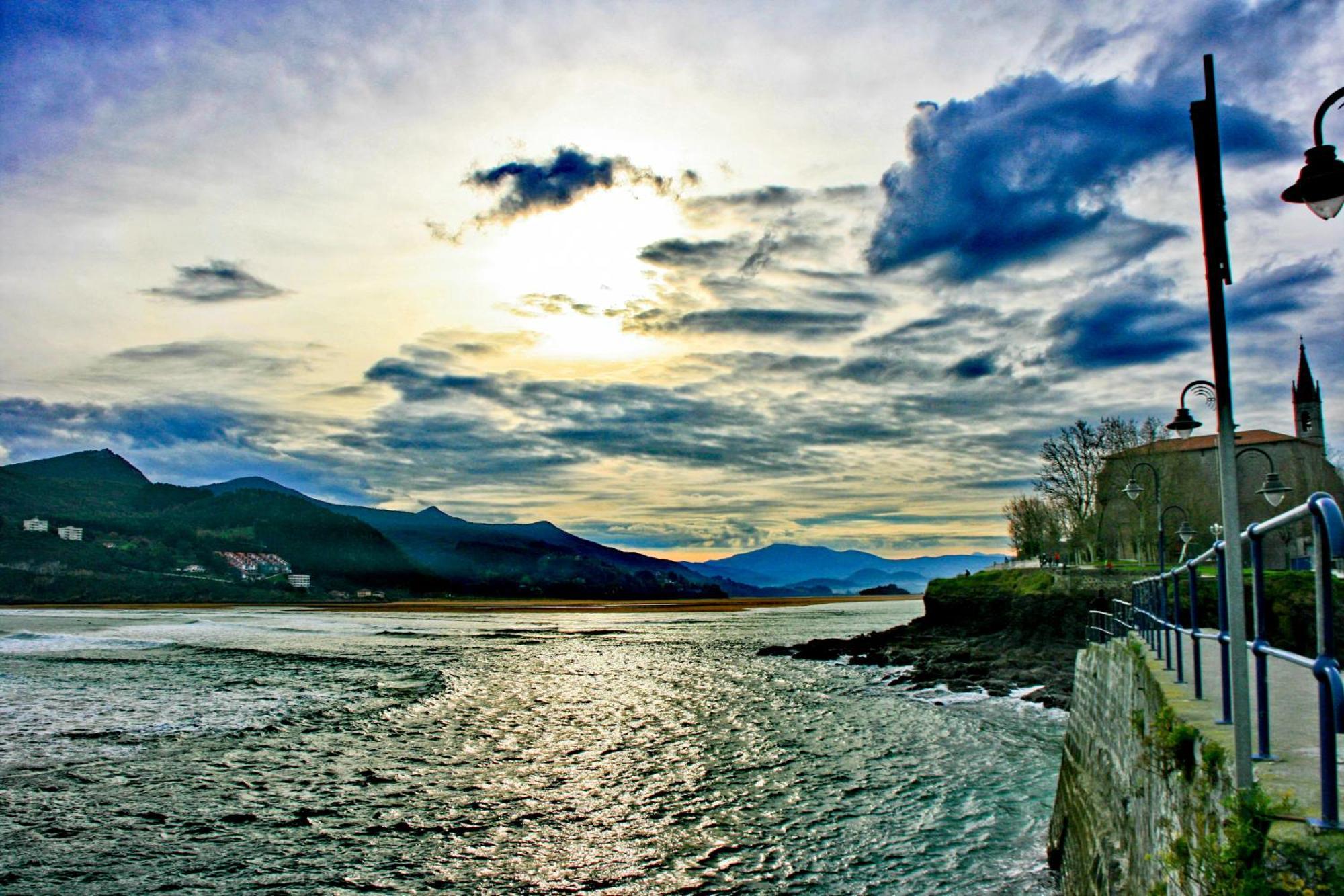 Apartamentos Mundaka *
