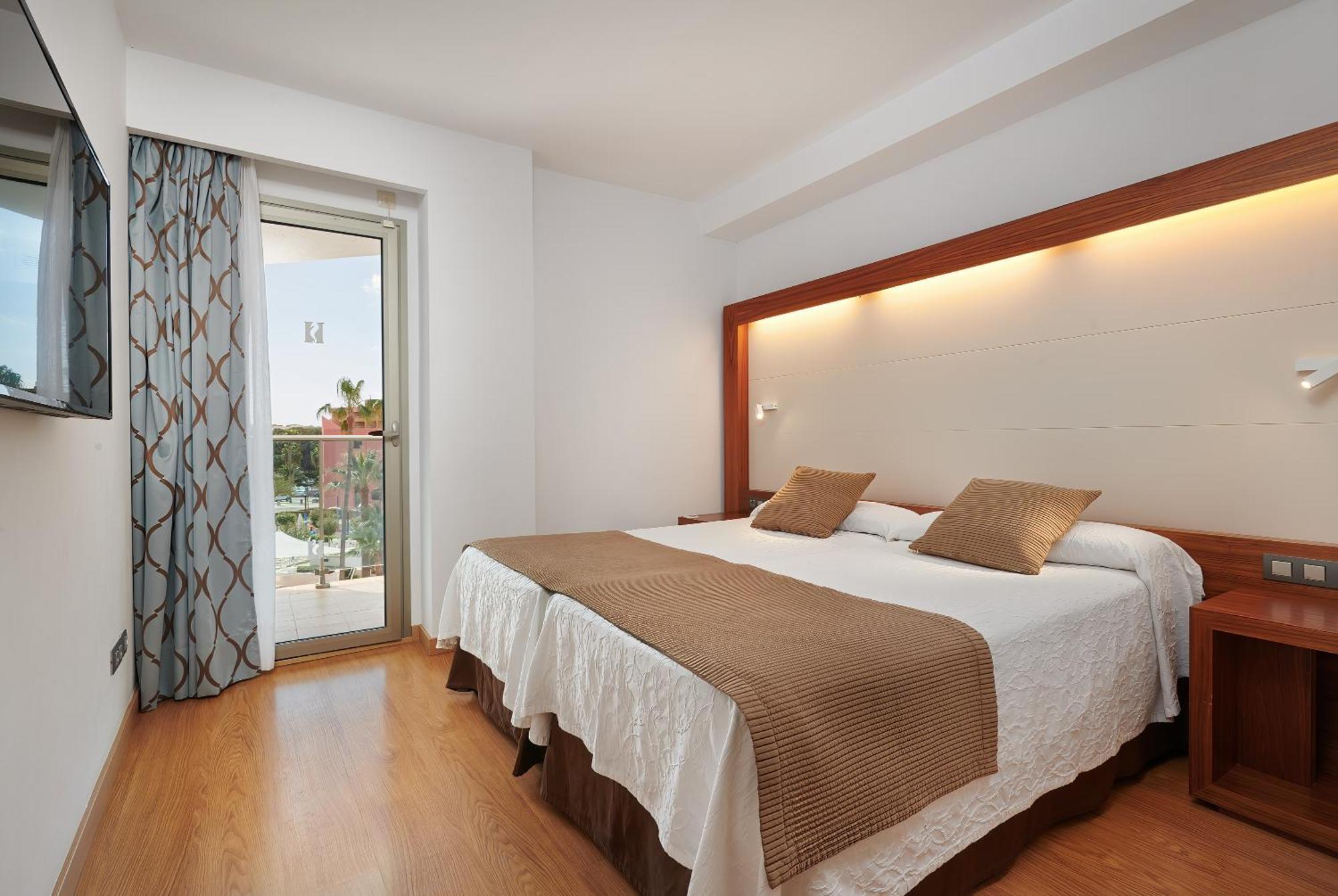 Hotel Hipotels Cala Millor Park 4*
