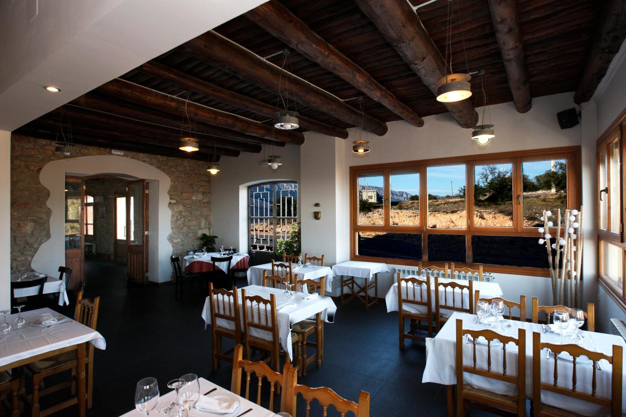 Hotel Restaurante Port D'ager 2*