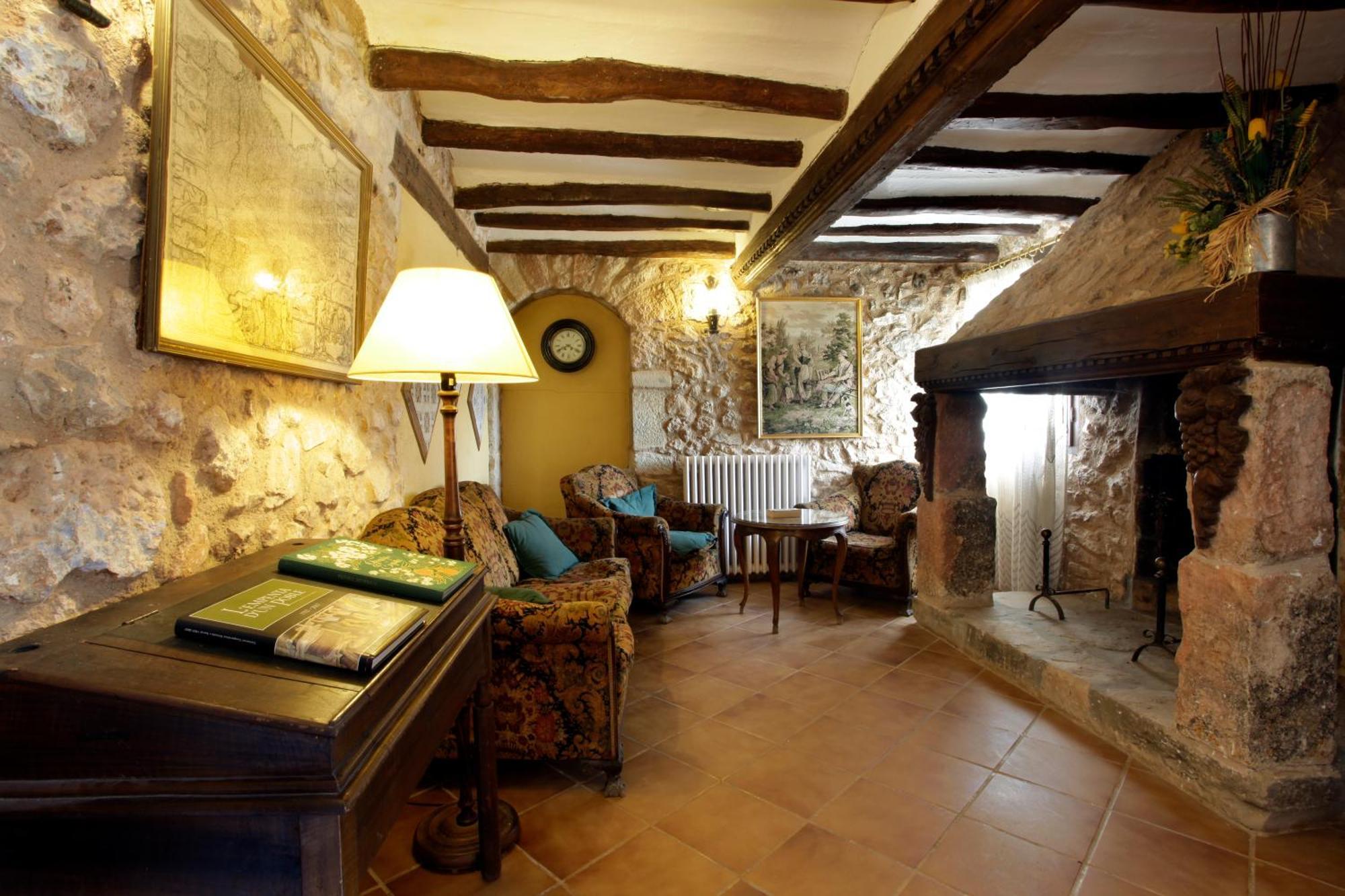 Mas La Planella Masia De Turismo Rural * Montblanc