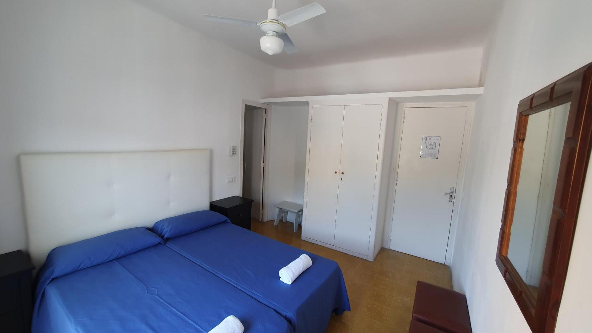 Hostal Cruz *