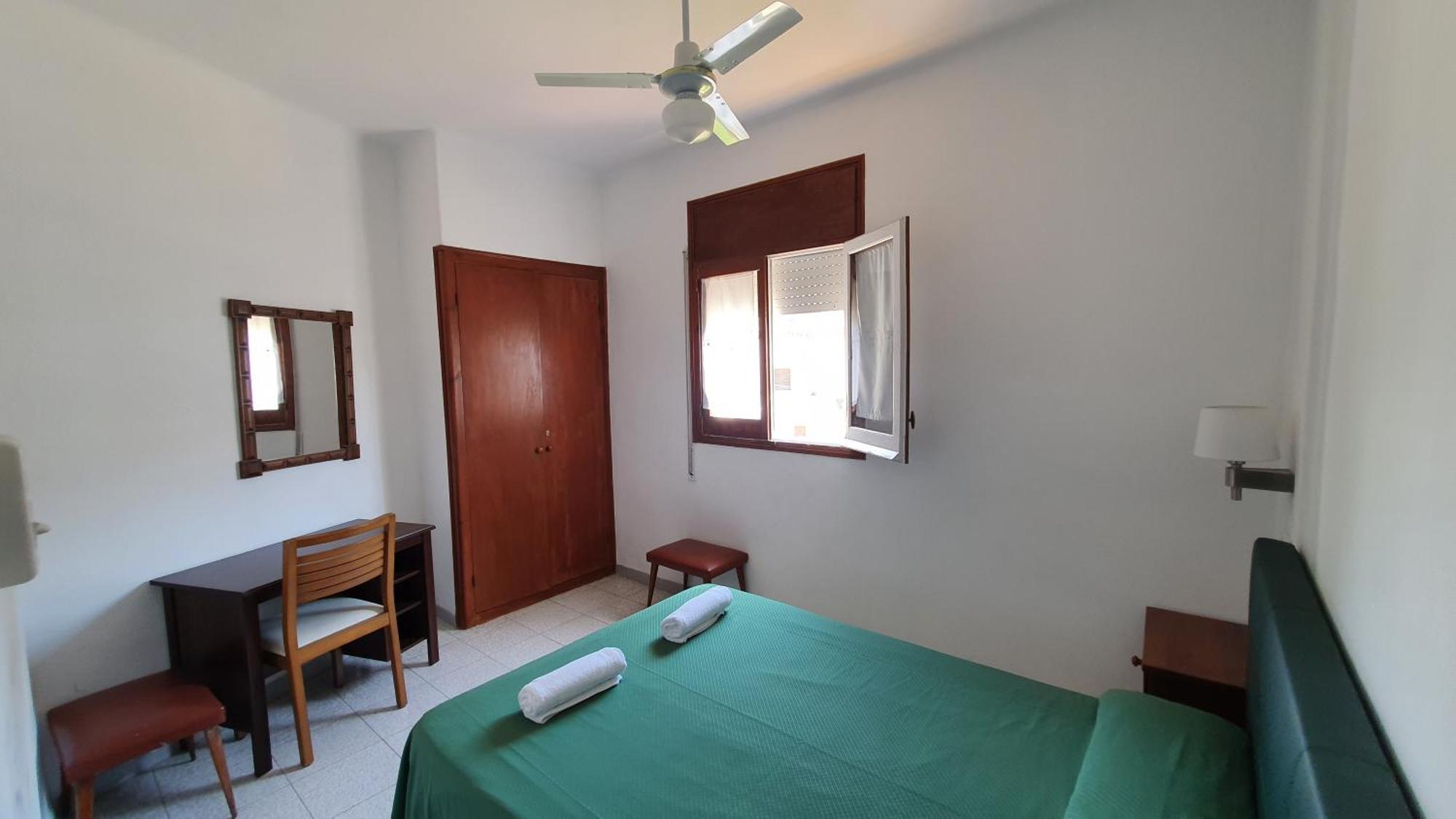 Pensión Hostal Cruz *