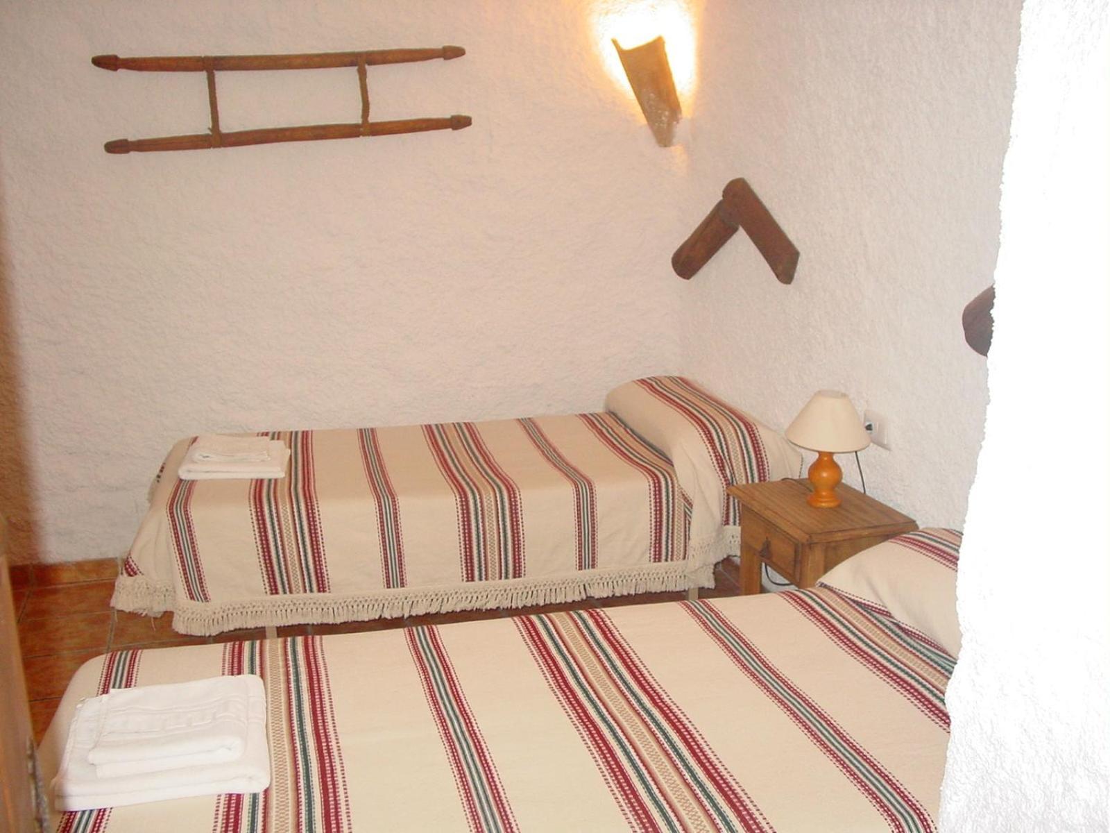Cuevas Al Qulayat Villa