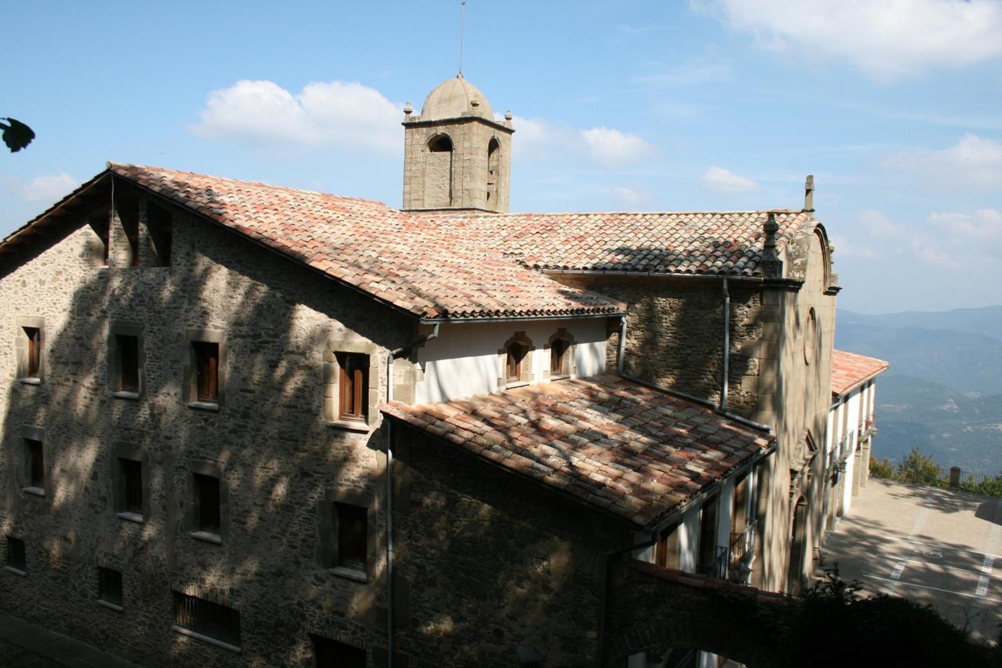Santuari De La Salut De Sant Feliu De Pallerols