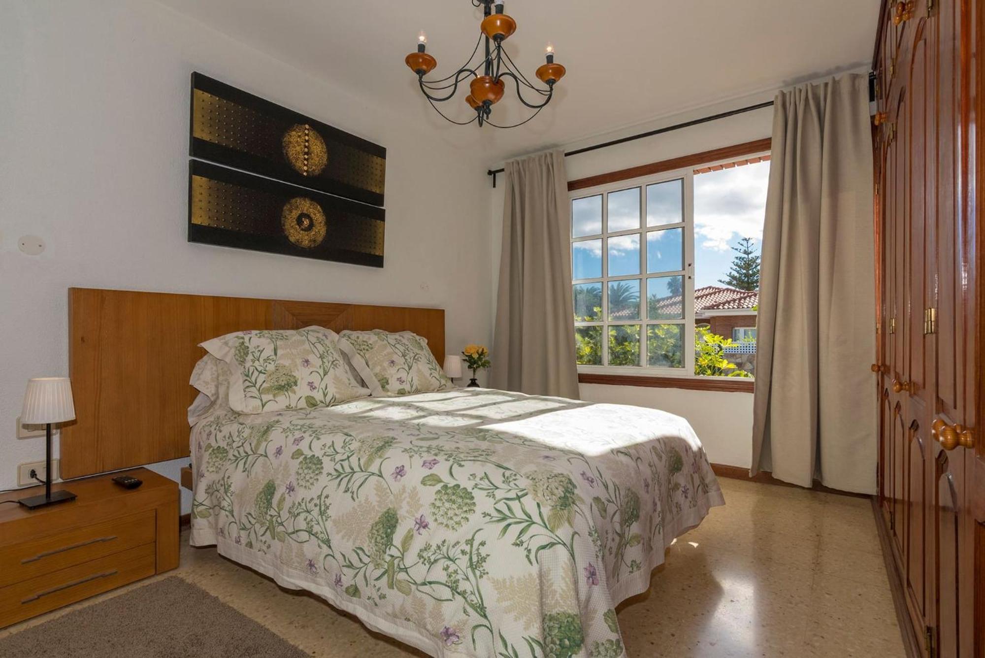 Almendros Holiday home