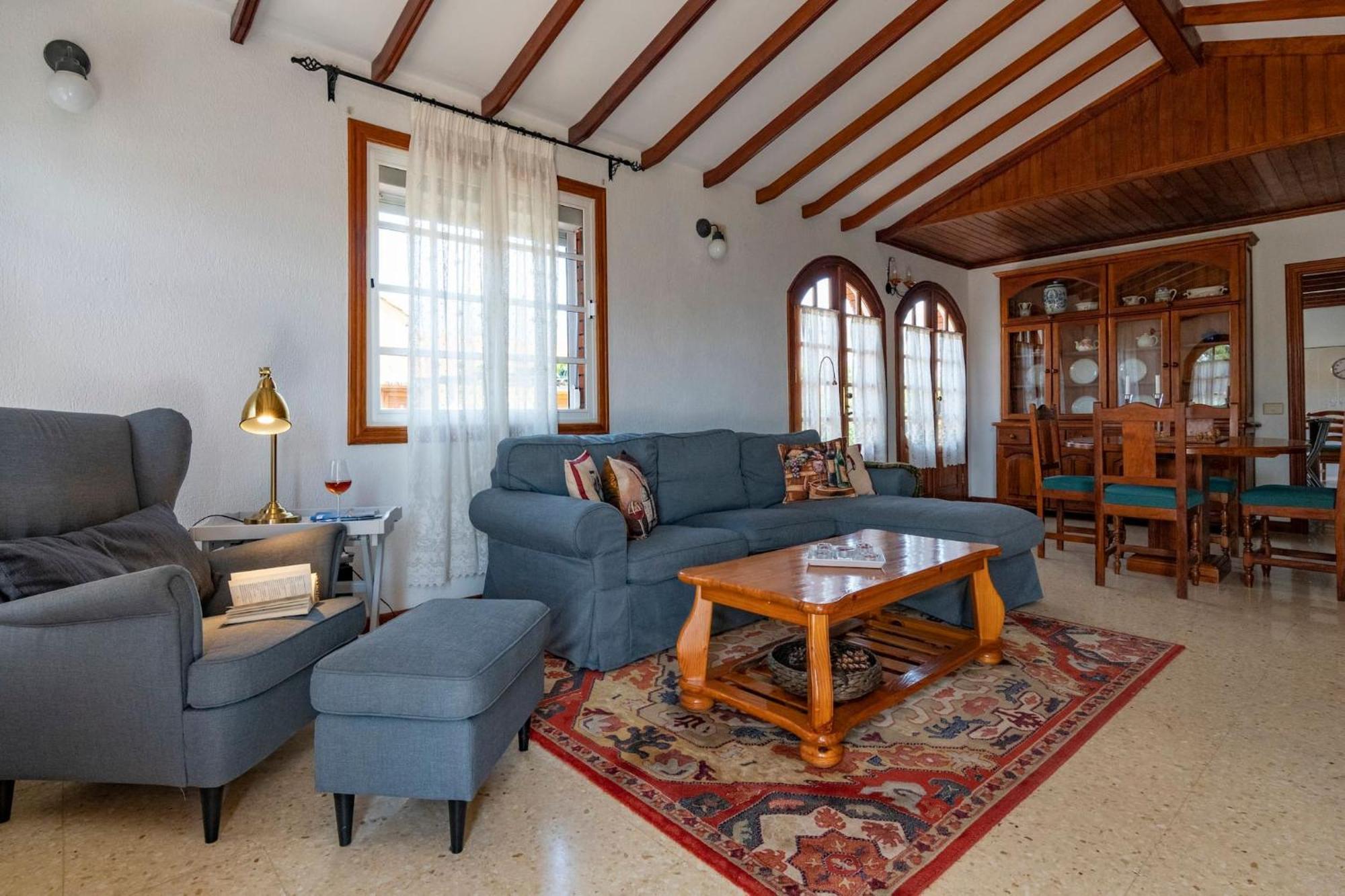 Holiday home Almendros *