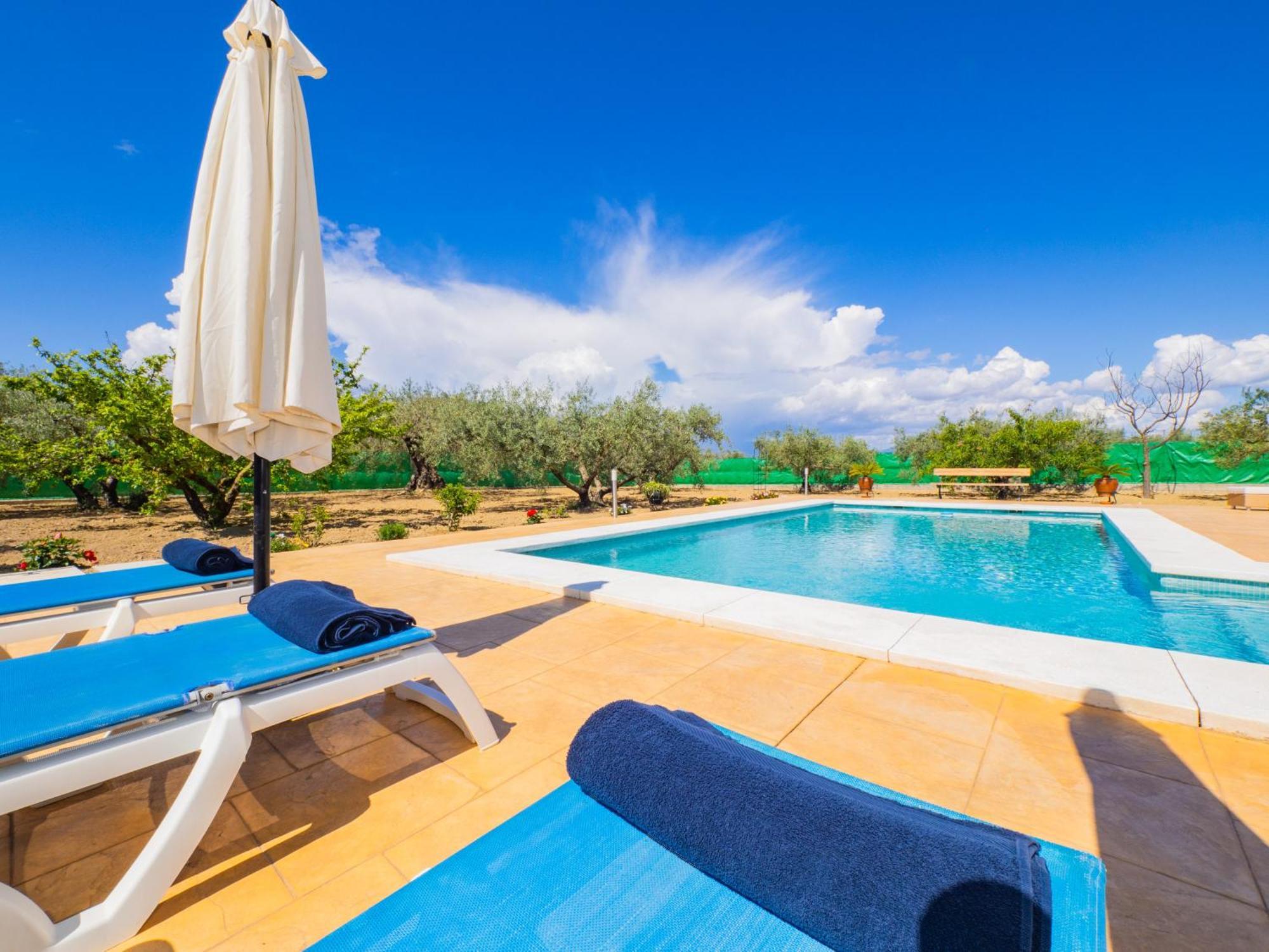 Cubo's Villaverde Holiday home *