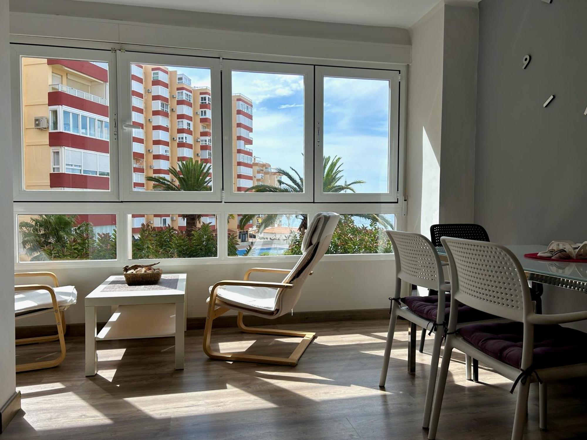 Apartamento Al Lado Del Paseo Marítimo Costa Apartamento *