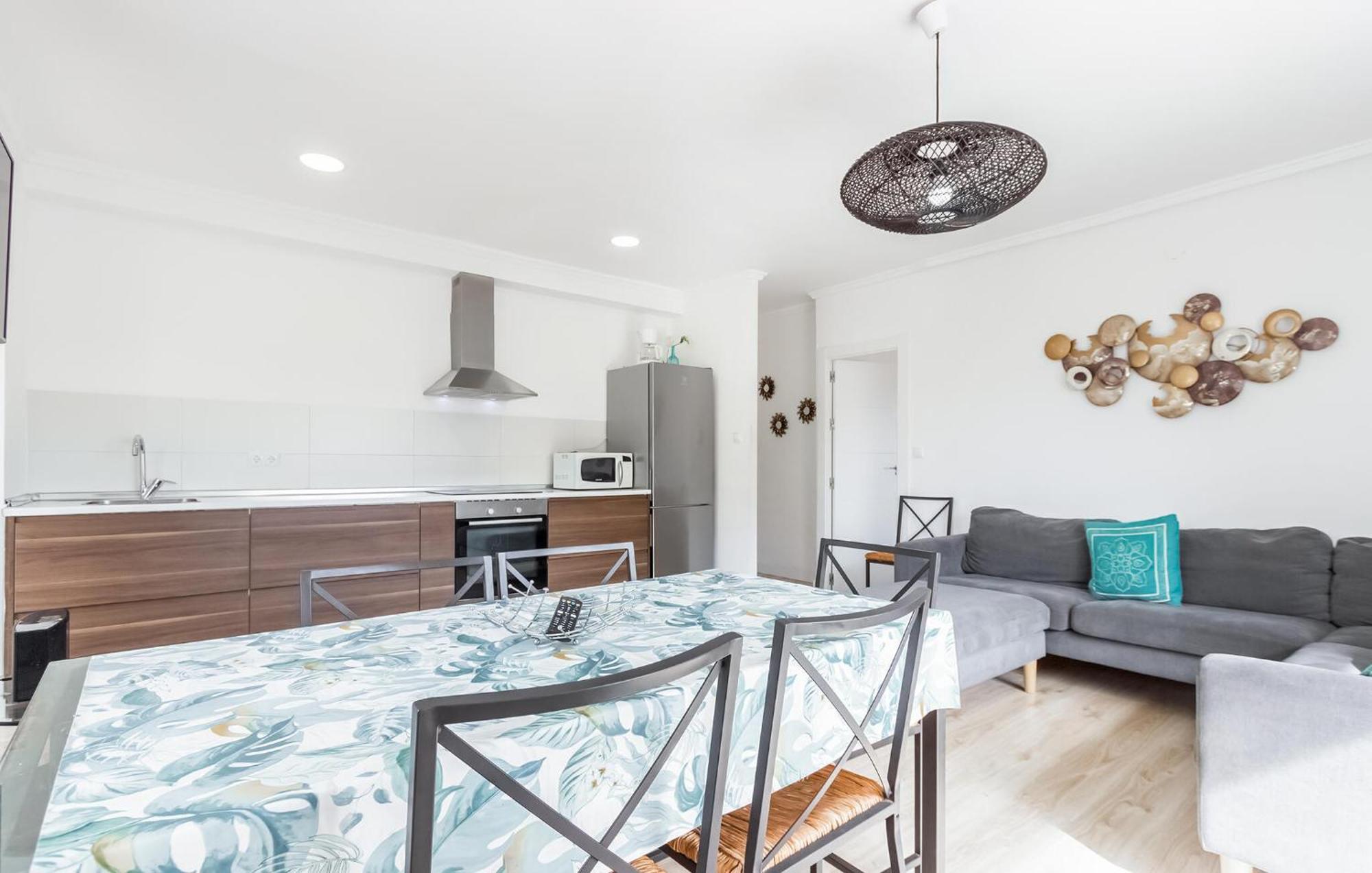 3 Bedroom Awesome In