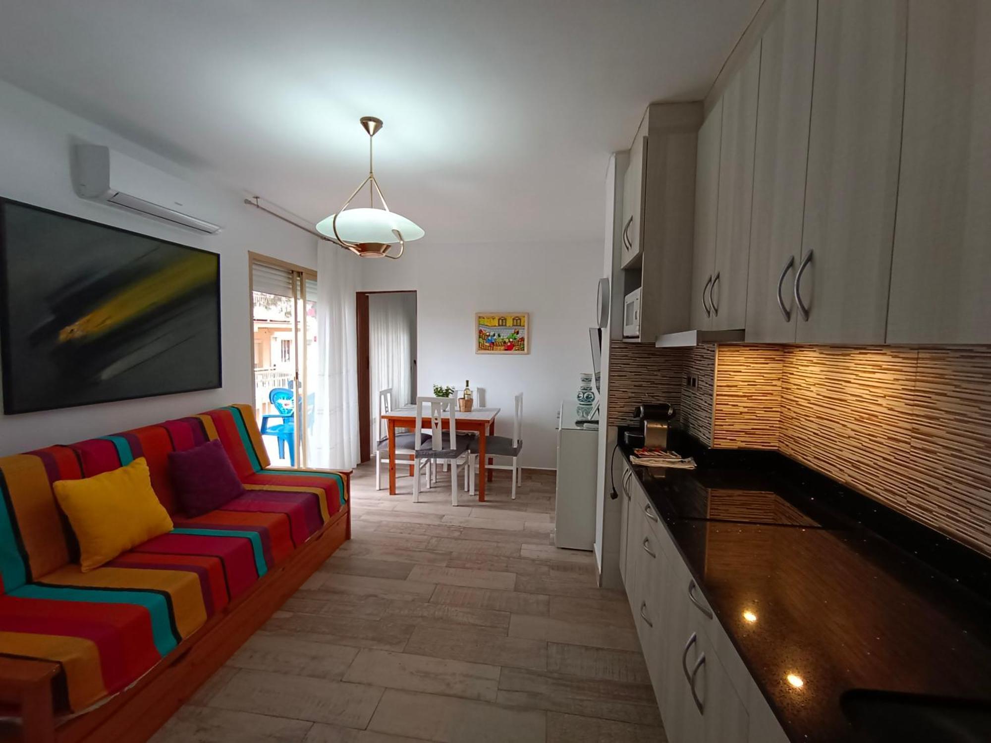 Apartamento Jescamar 2 *