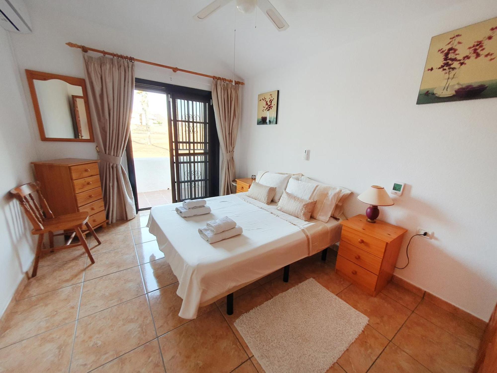 Apartamento Hajnalka - Heated Pool And Partial Ocean Views San Miguel de Abona