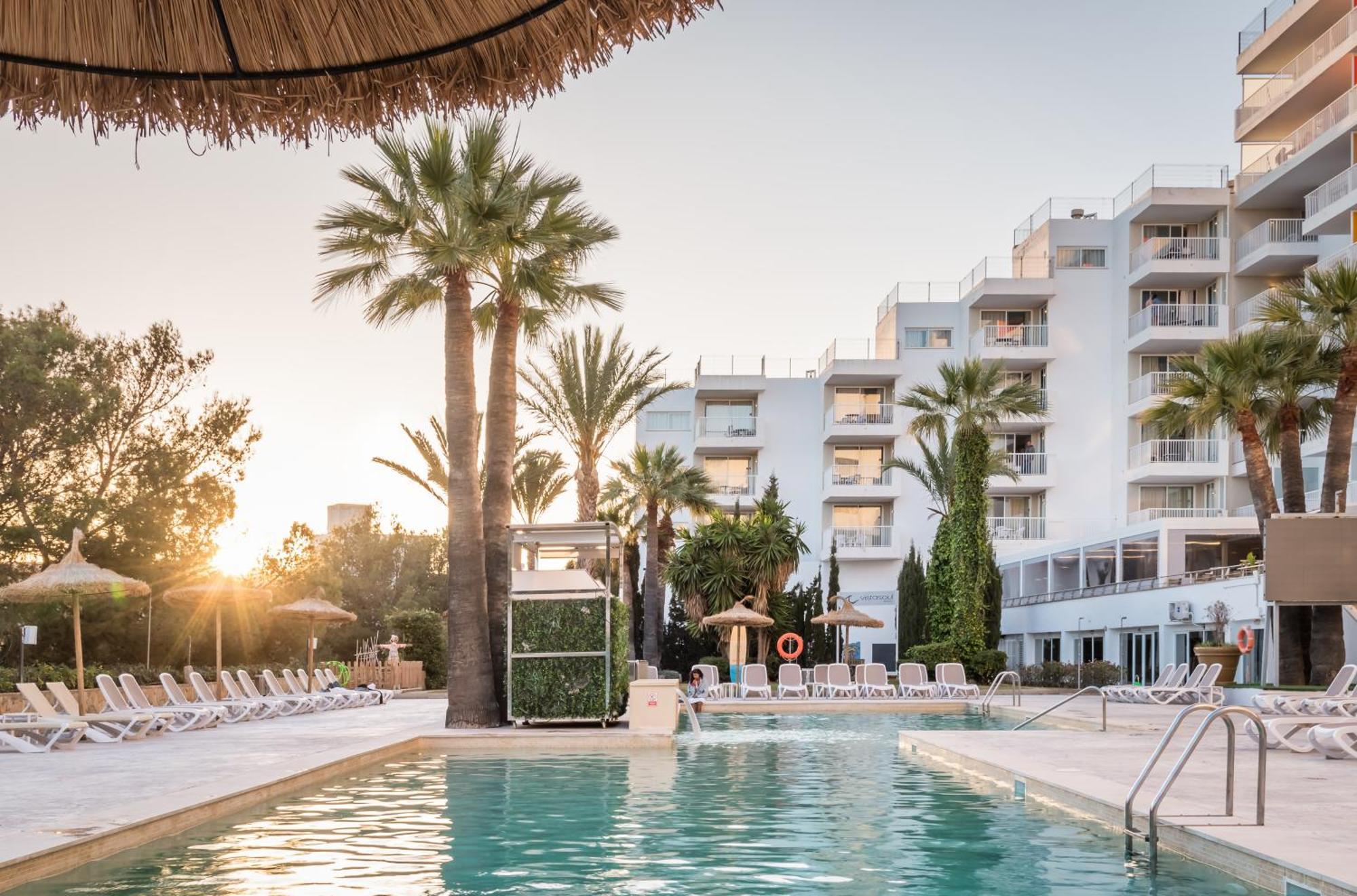 Vistasol Aparthotel 3*