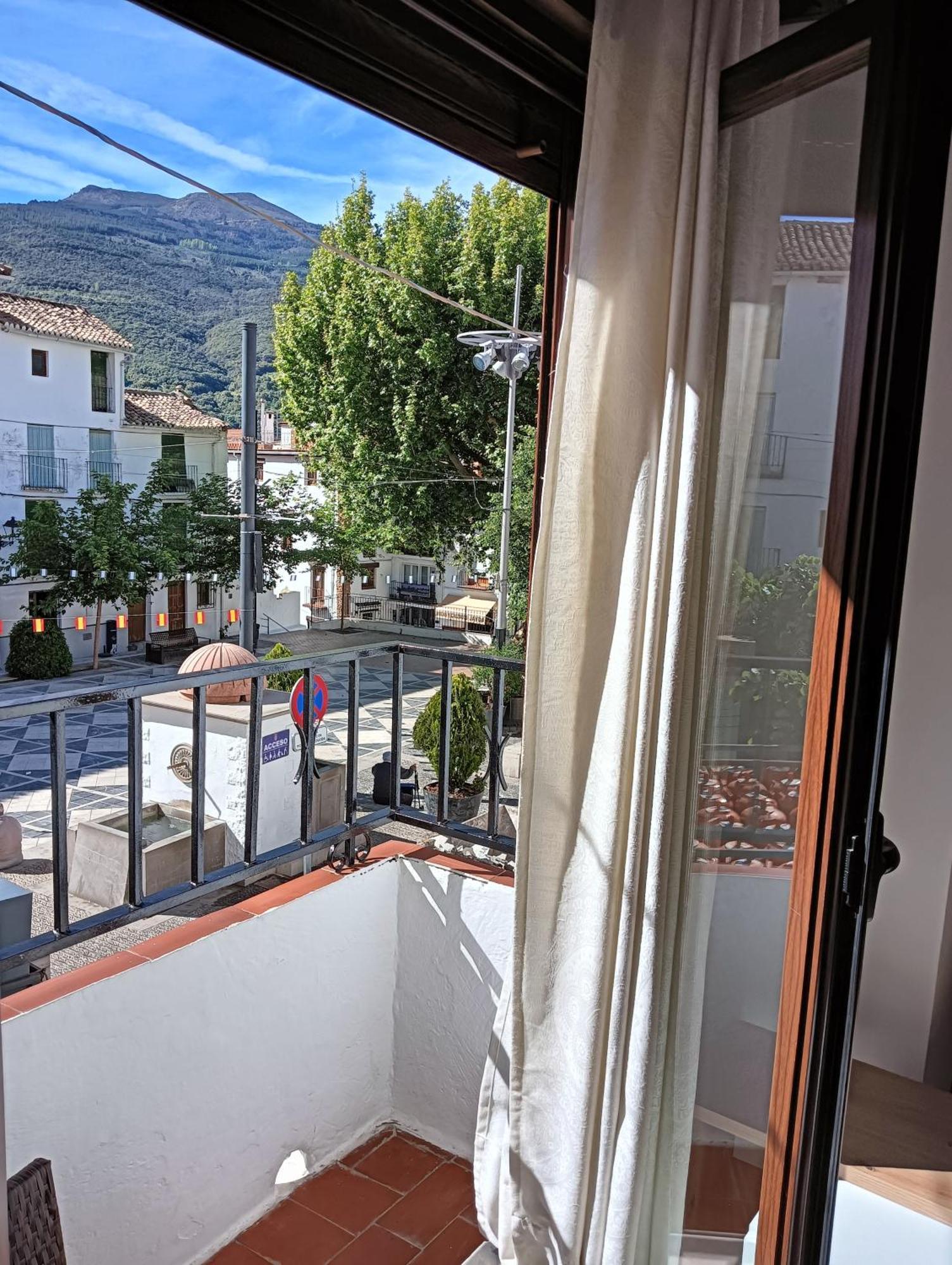 Apartamento La Casa De La Plaza Güéjar Sierra