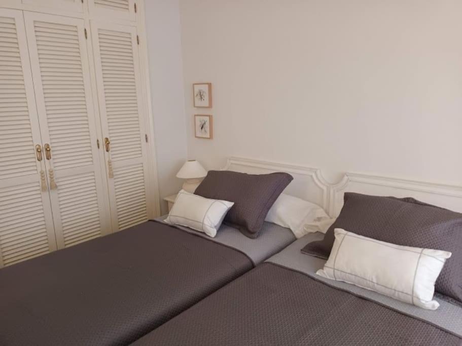 Precioso Bajo Recien Reformado Primera Linea Playa Apartamento Estepona