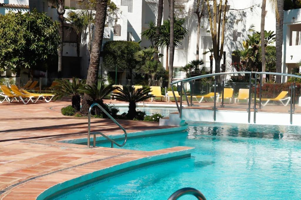 Apartamento Precioso Bajo Recien Reformado Primera Linea Playa Estepona