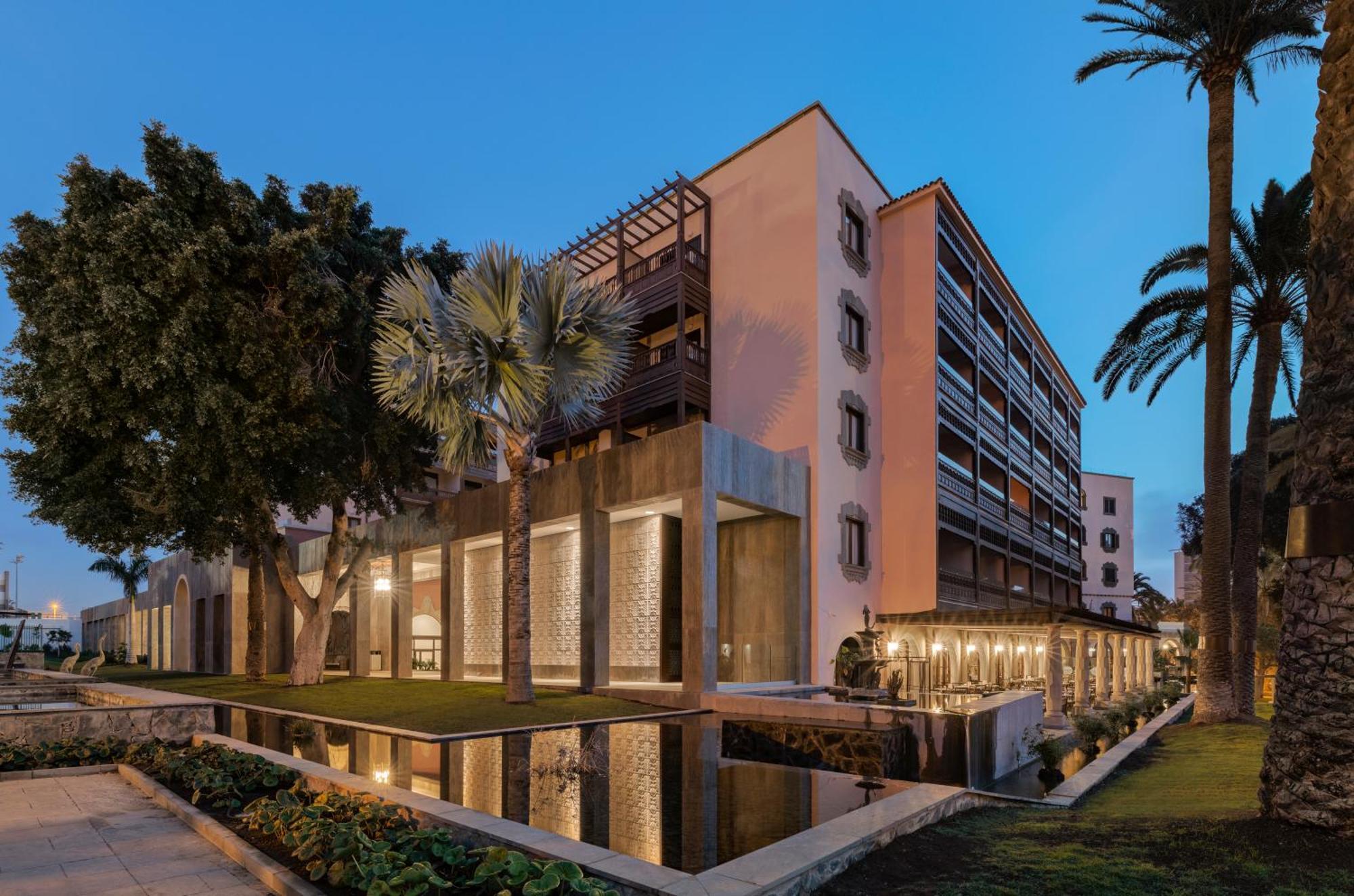 Hotel Santa Catalina, A Royal Hideaway