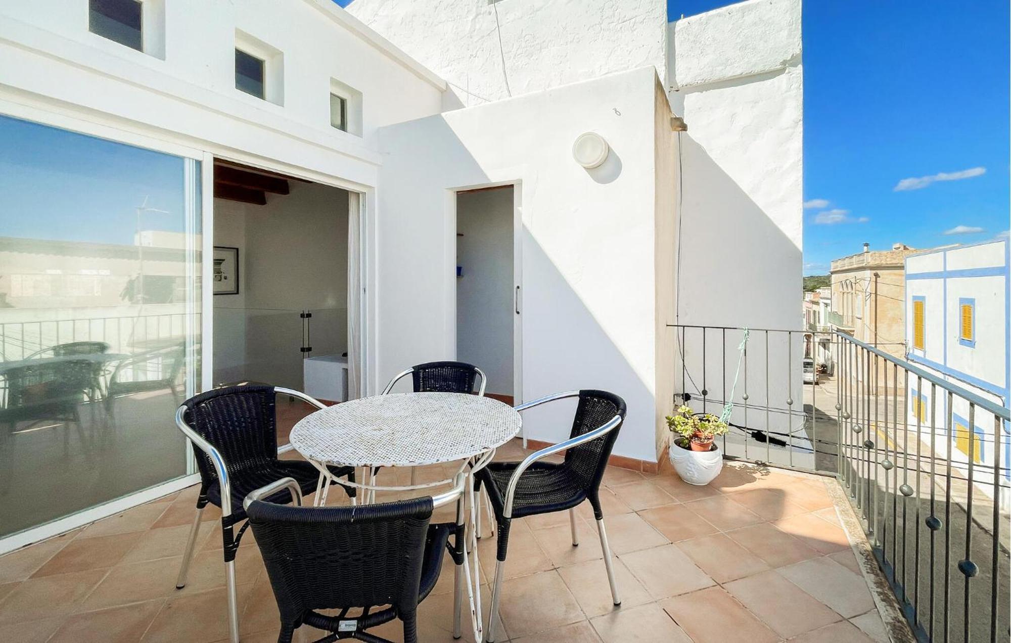 Lovely In Portocolom With Kitchen