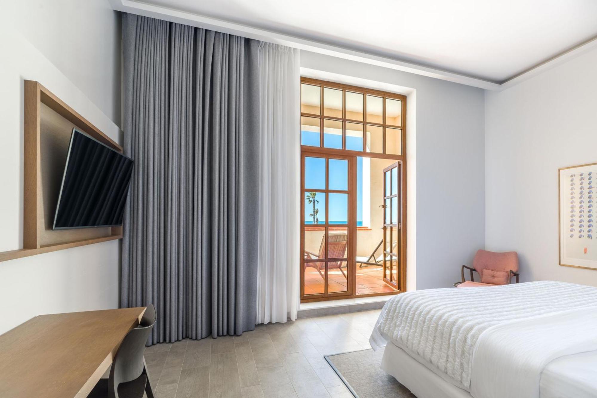 Le Meridien Ra And Hotel