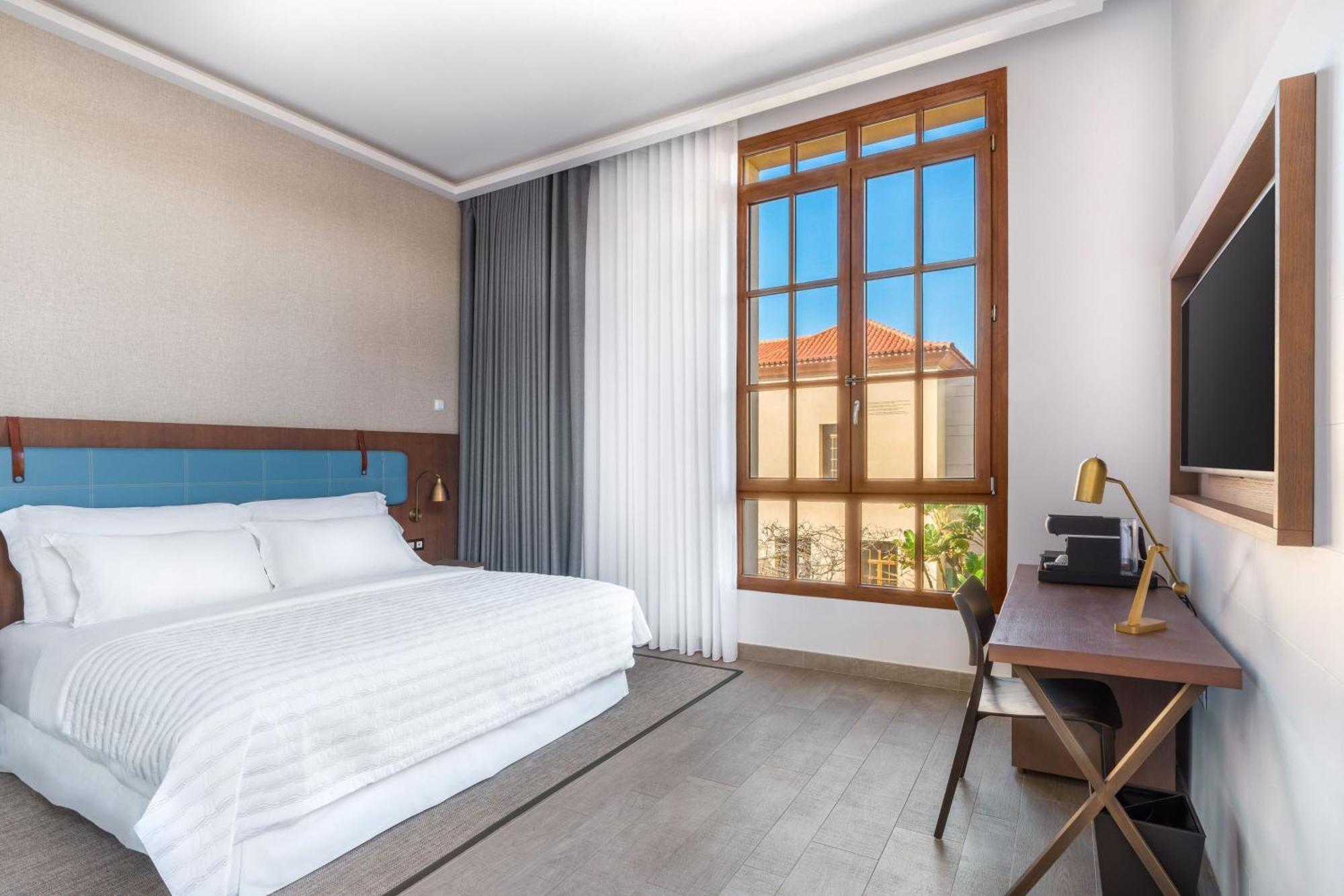 Le Meridien Ra And
