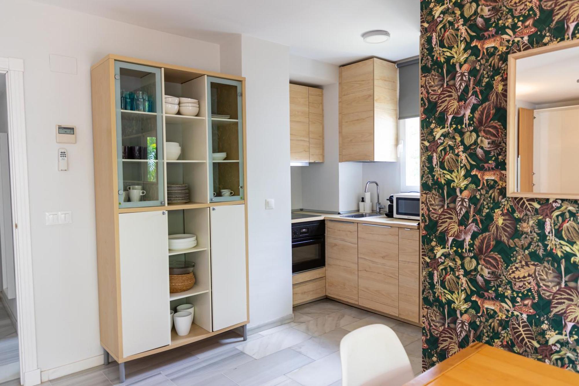 Apartment Ab Properties: Design Penthouse With Pool View In Marbella's Golden Mile