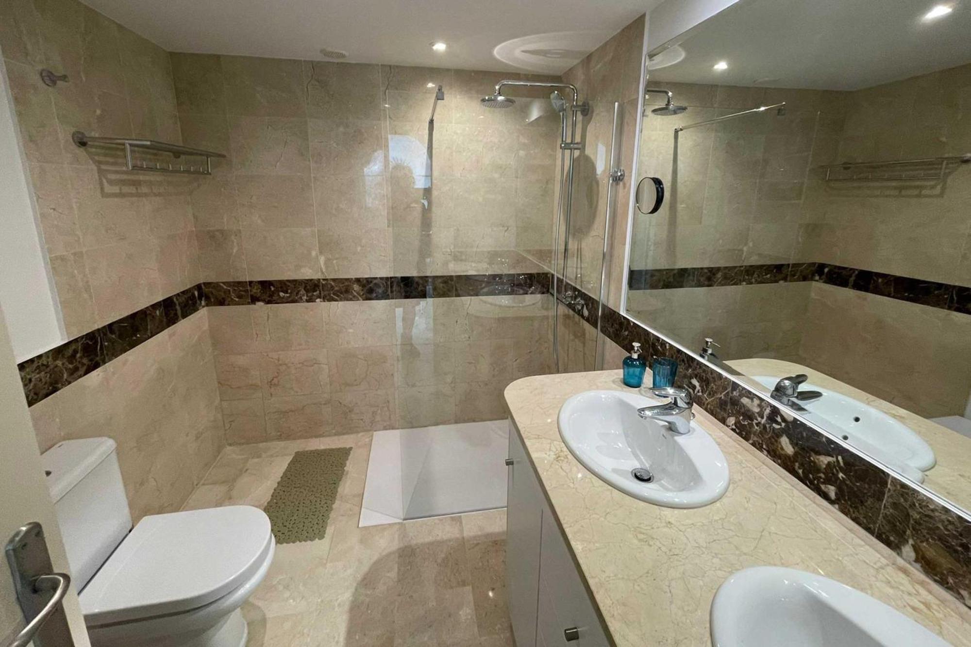 Pool Calahonda 2 With Sea View - Happy Apartamento
