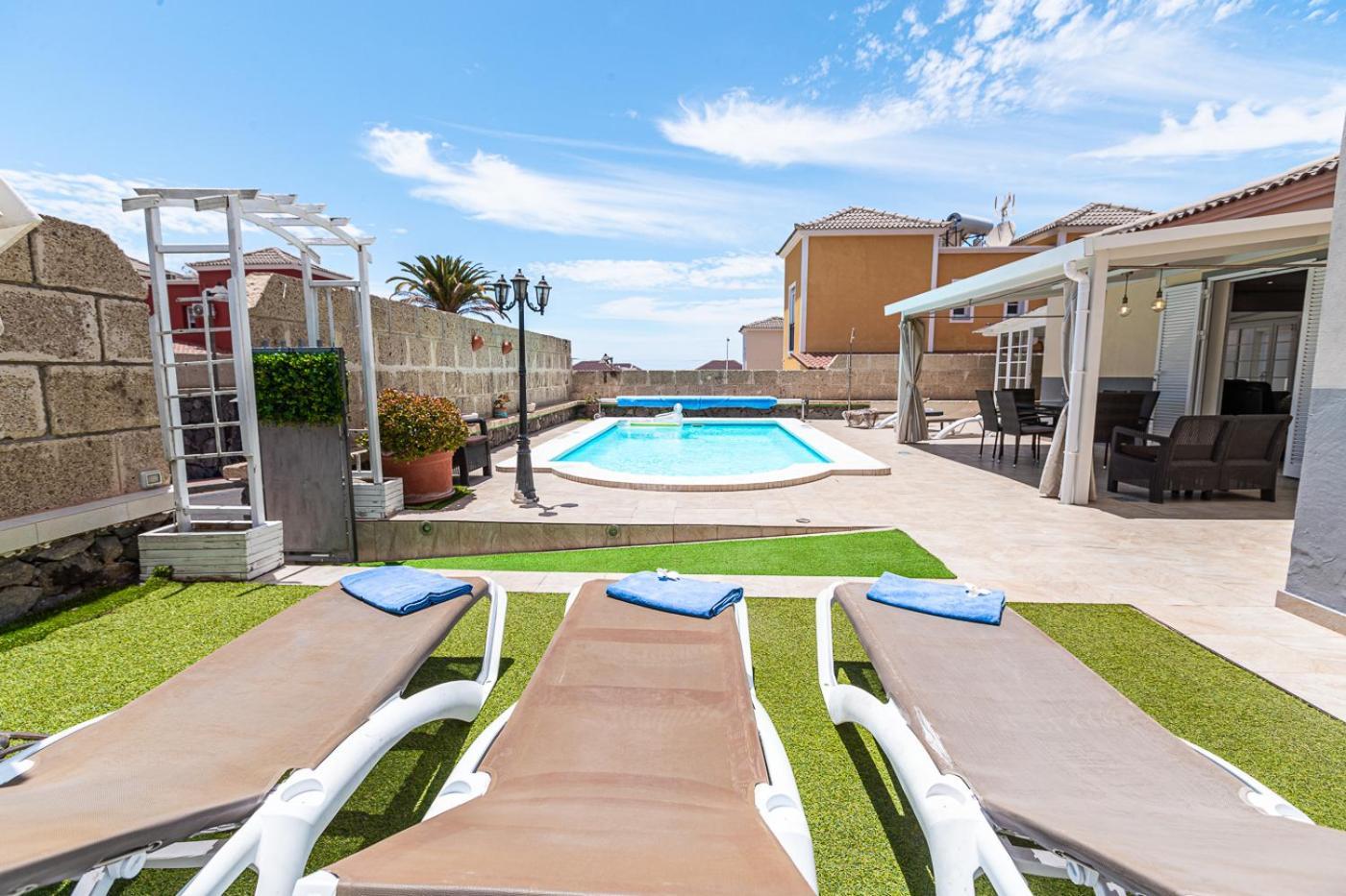 Cozy In Madroñal De Fañabe With Large Private Pool Villa Costa Adeje (Tenerife)