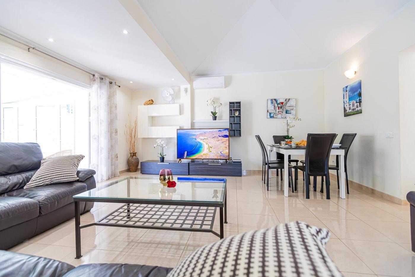 Cozy In Madroñal De Fañabe With Large Private Pool Villa *