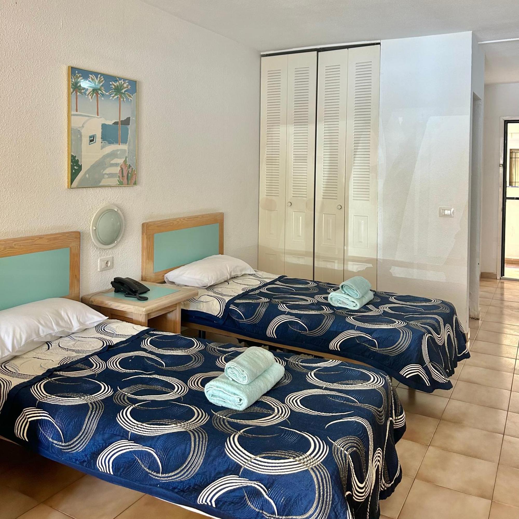 Studio In Castle Harbour With Pool Viewc001 Apartment
