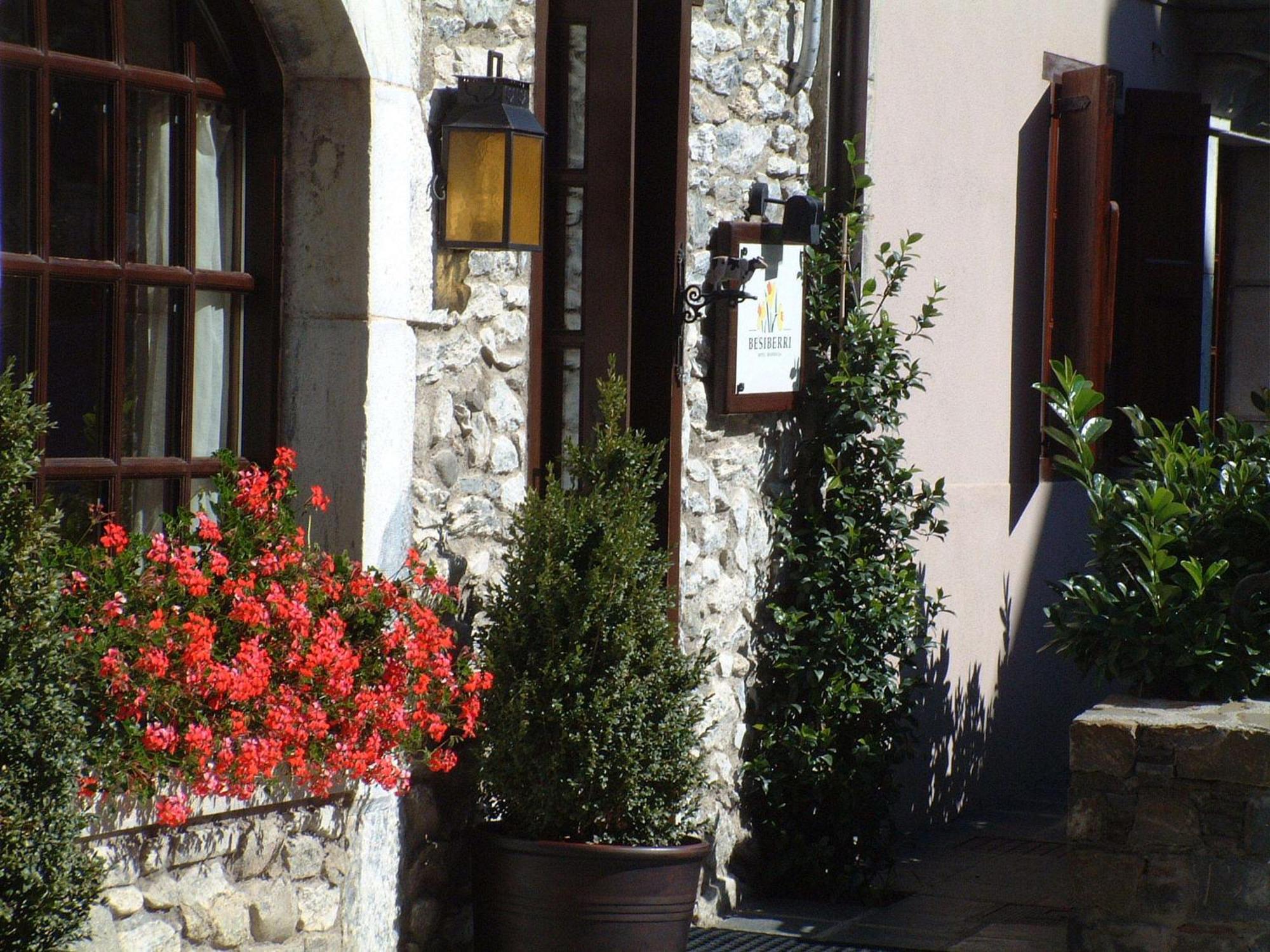 Besiberri Hotel Arties