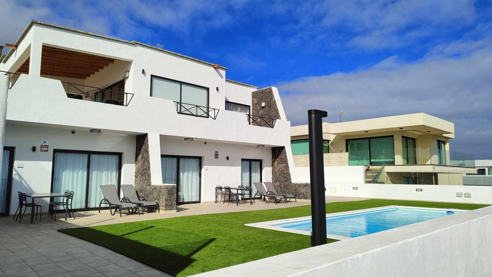 Seascape Heated Pool Air Con View Adult Only Apartamento *
