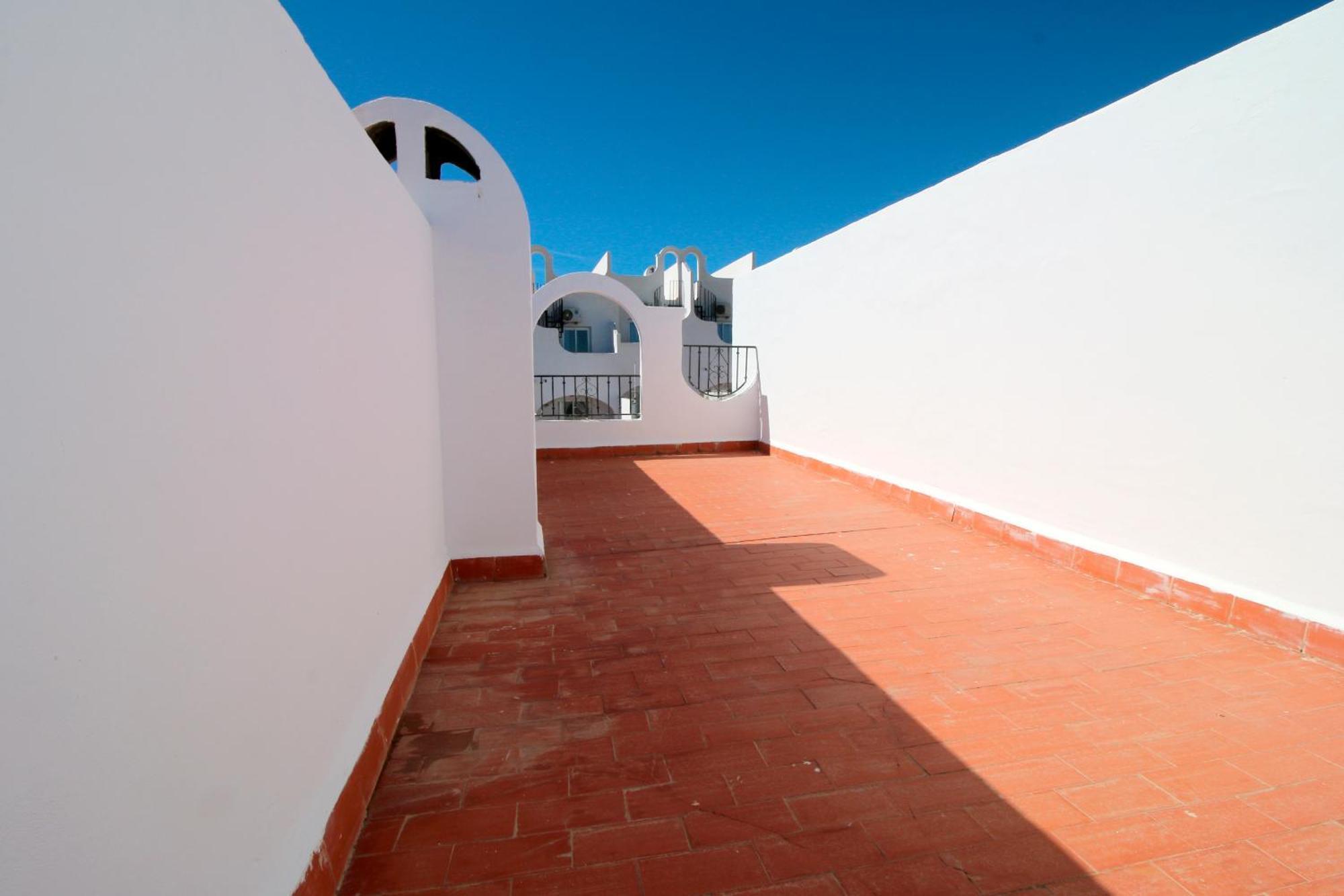 Luna De Apartment