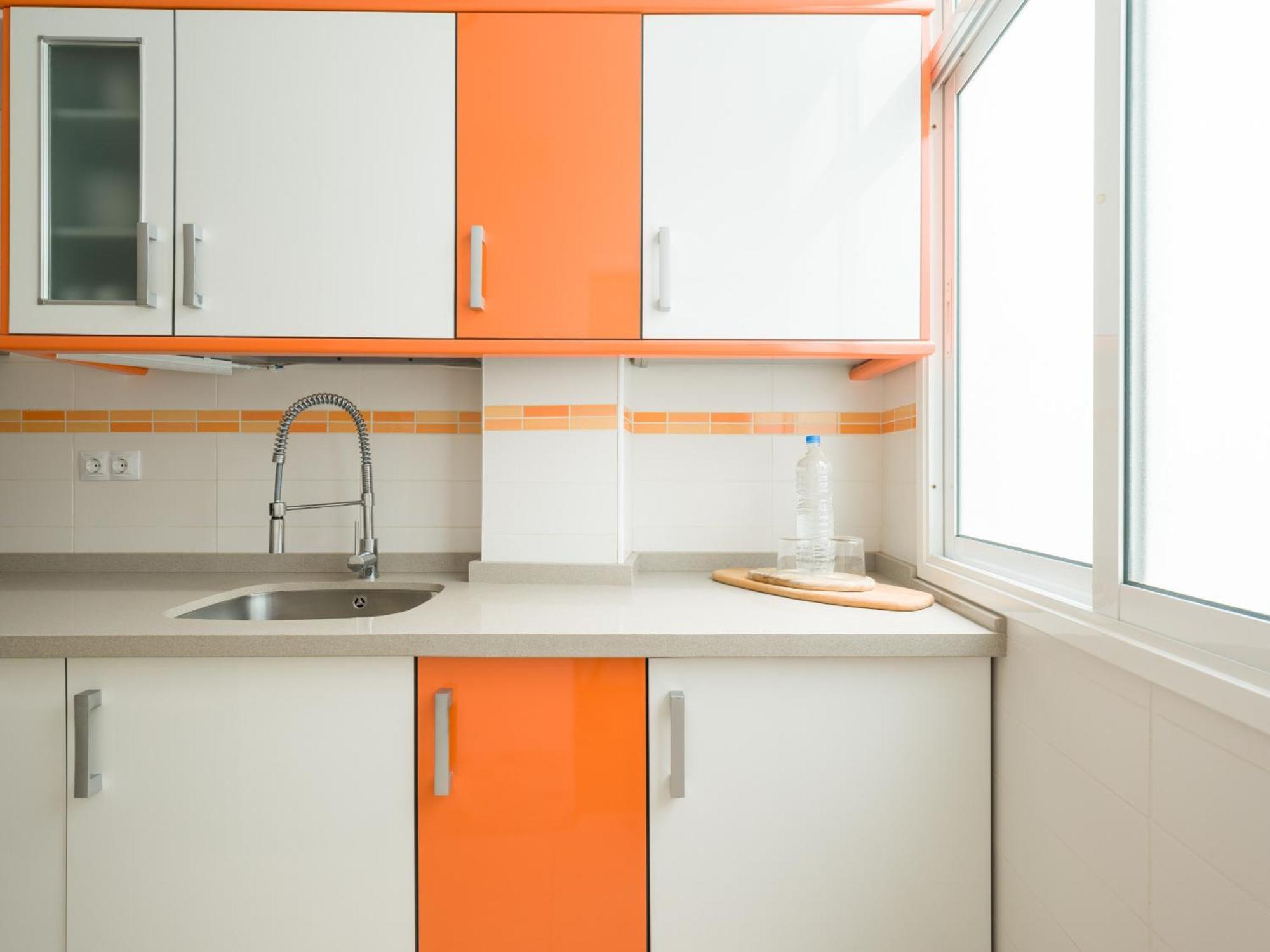 Moderno Piso De 3 Cerca De Triana Apartamento *