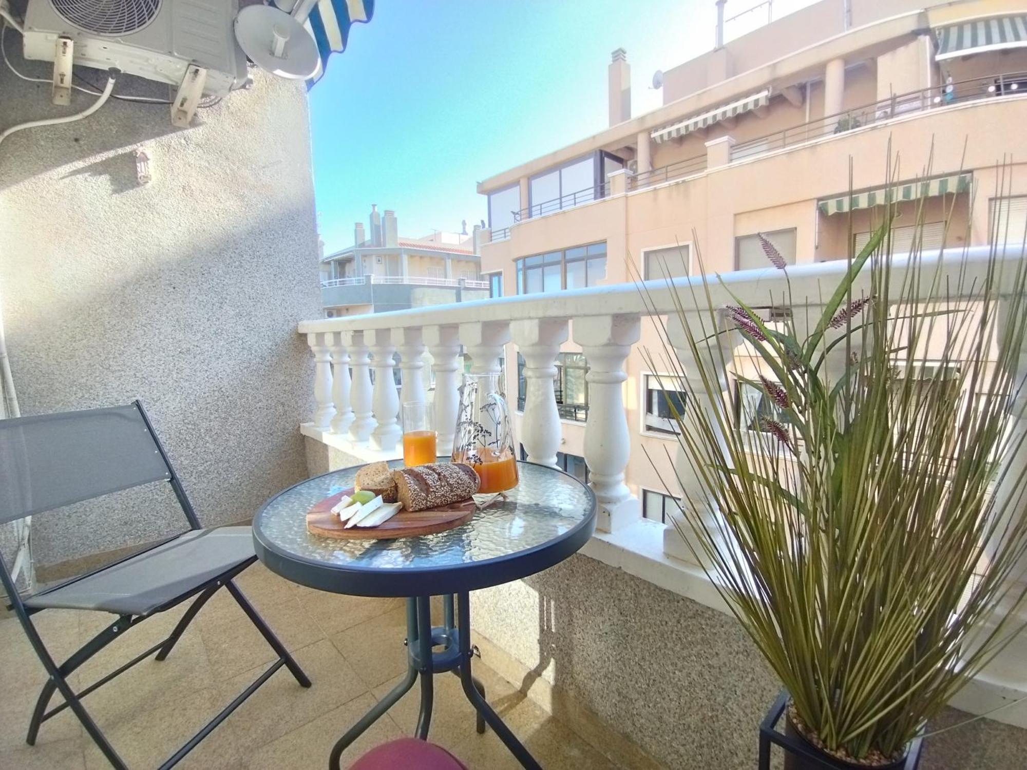Seastar Apartment *