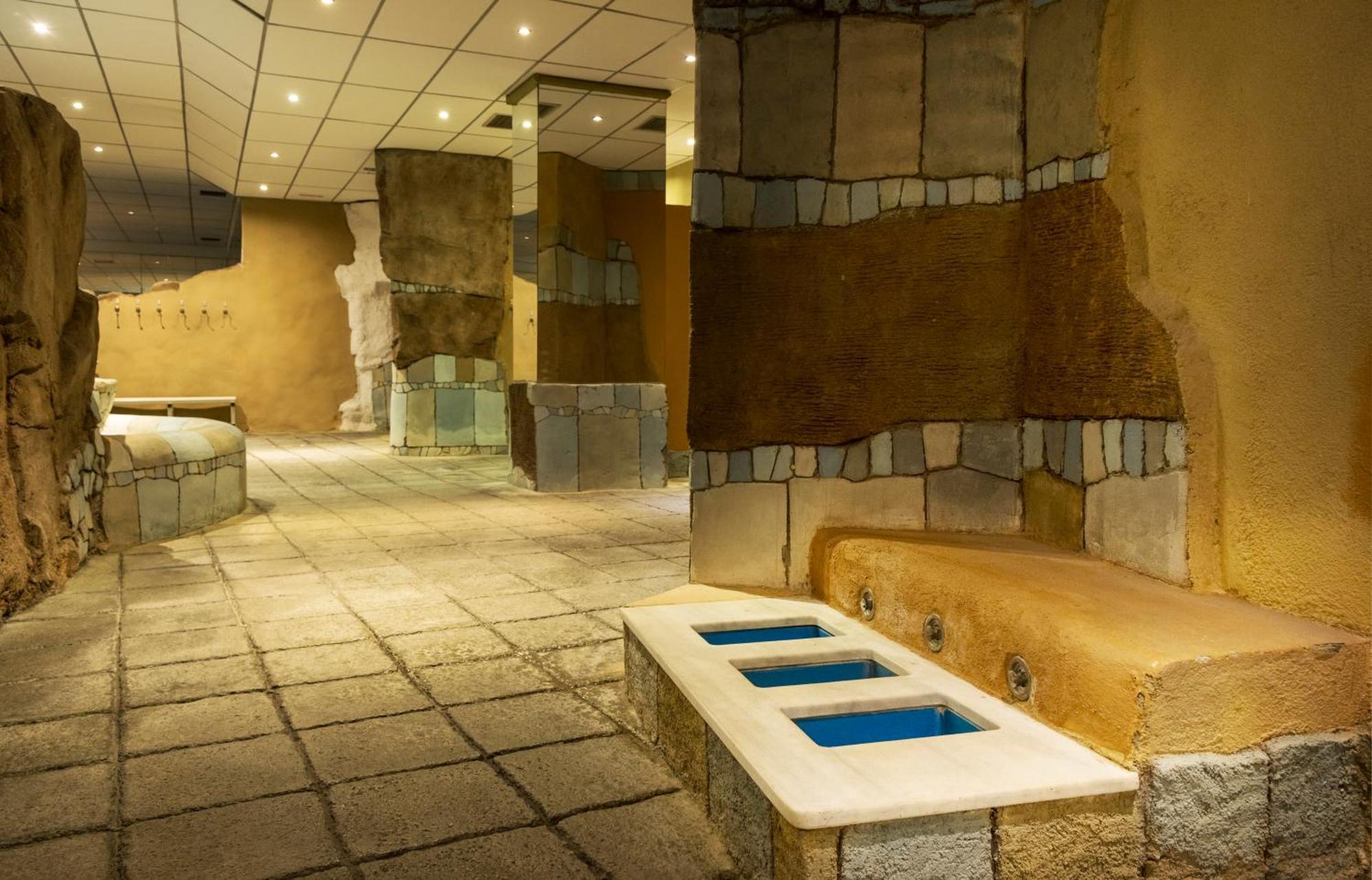 Hotel Ilunion Les Corts 4*