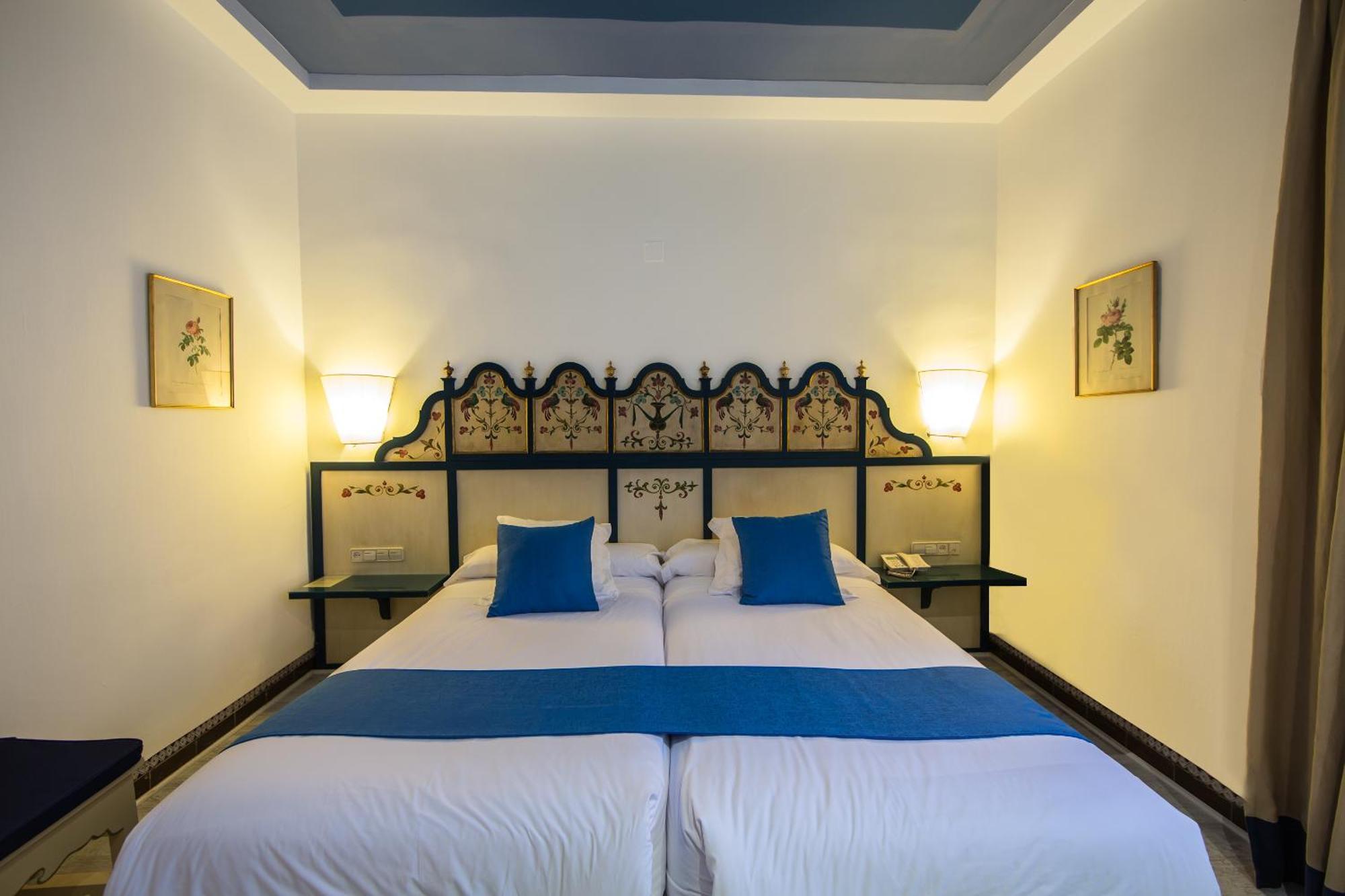 Hotel Hacienda Del Cardenal 4*