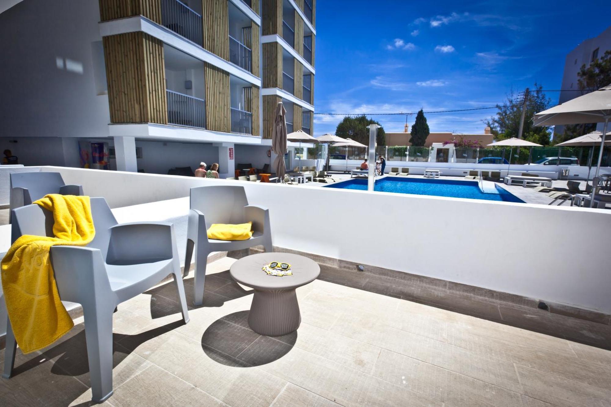 Apartahotel Ryans - Only Adults