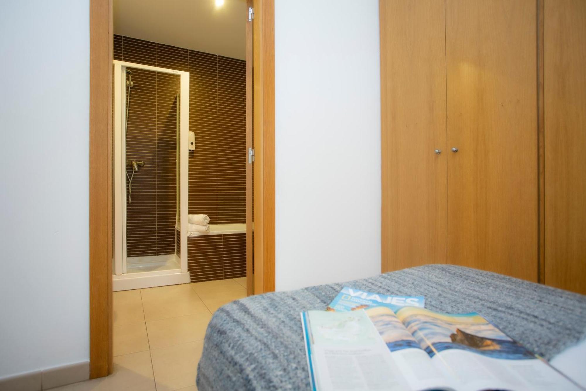 Apartamento Singularstays Mar44 *