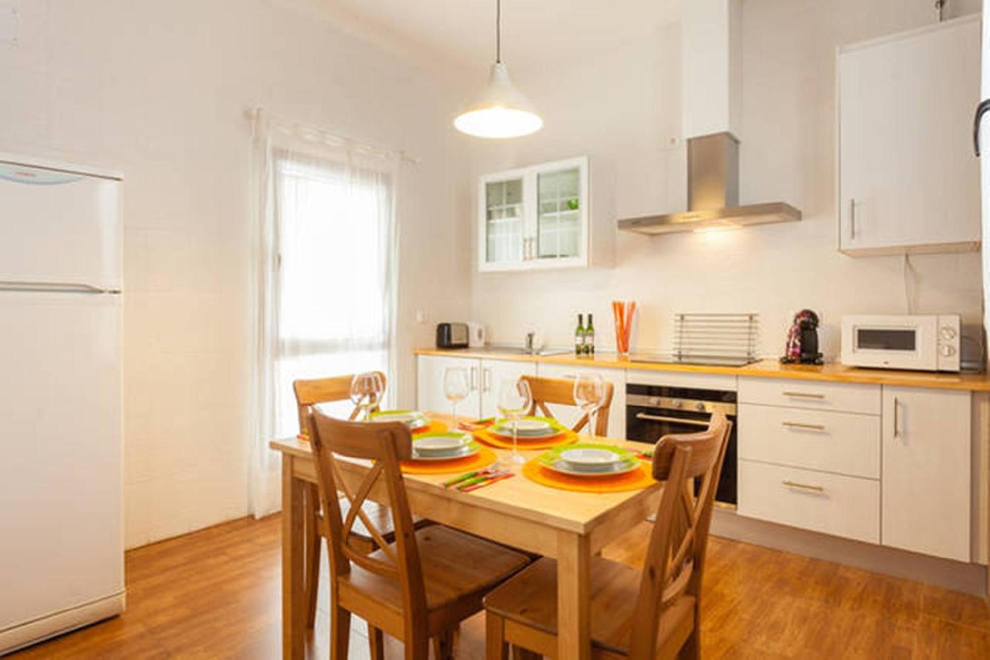 Sherry Center Apartment