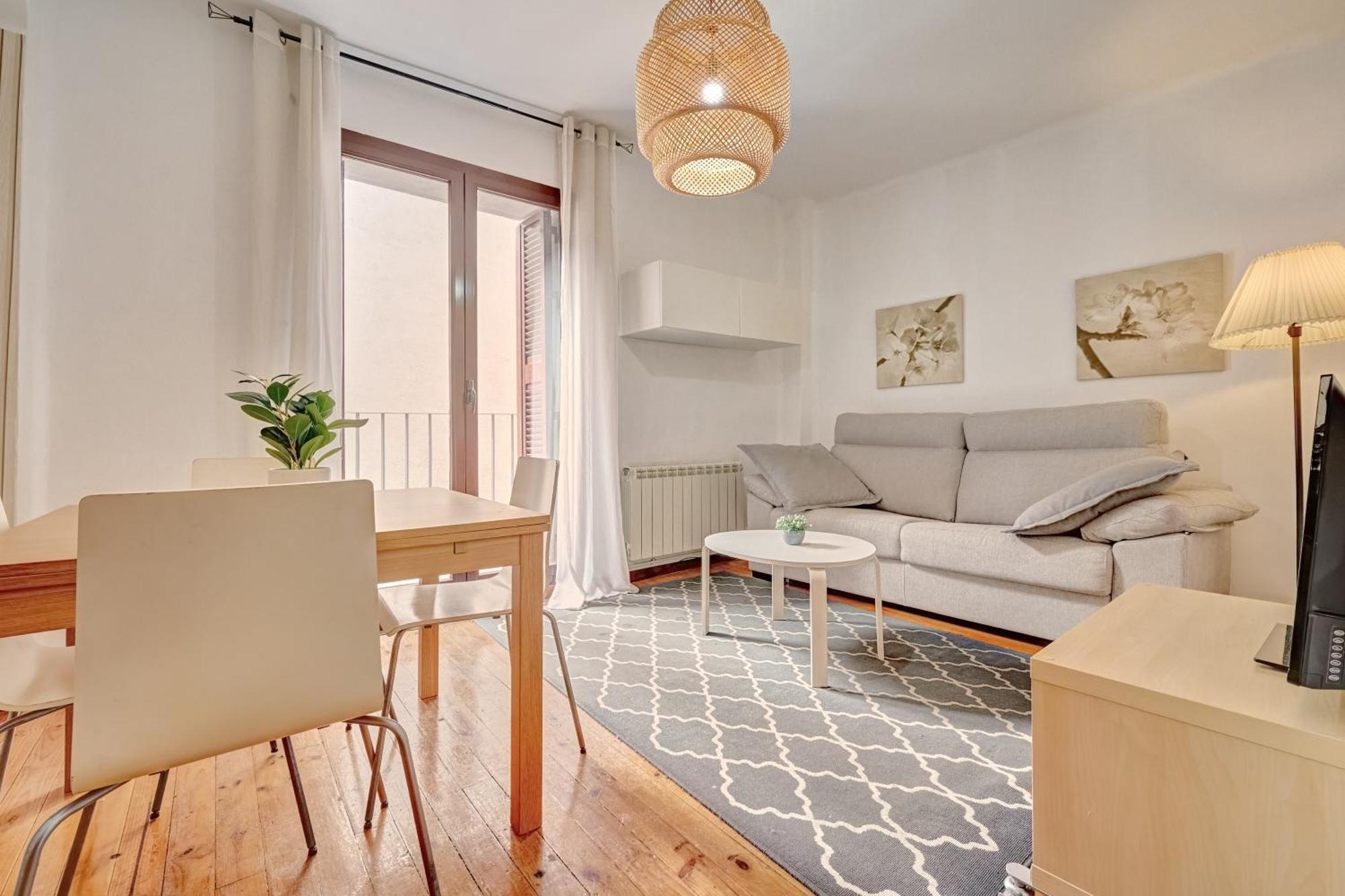 Apartment Jarauta 18 By Clabao Pamplona