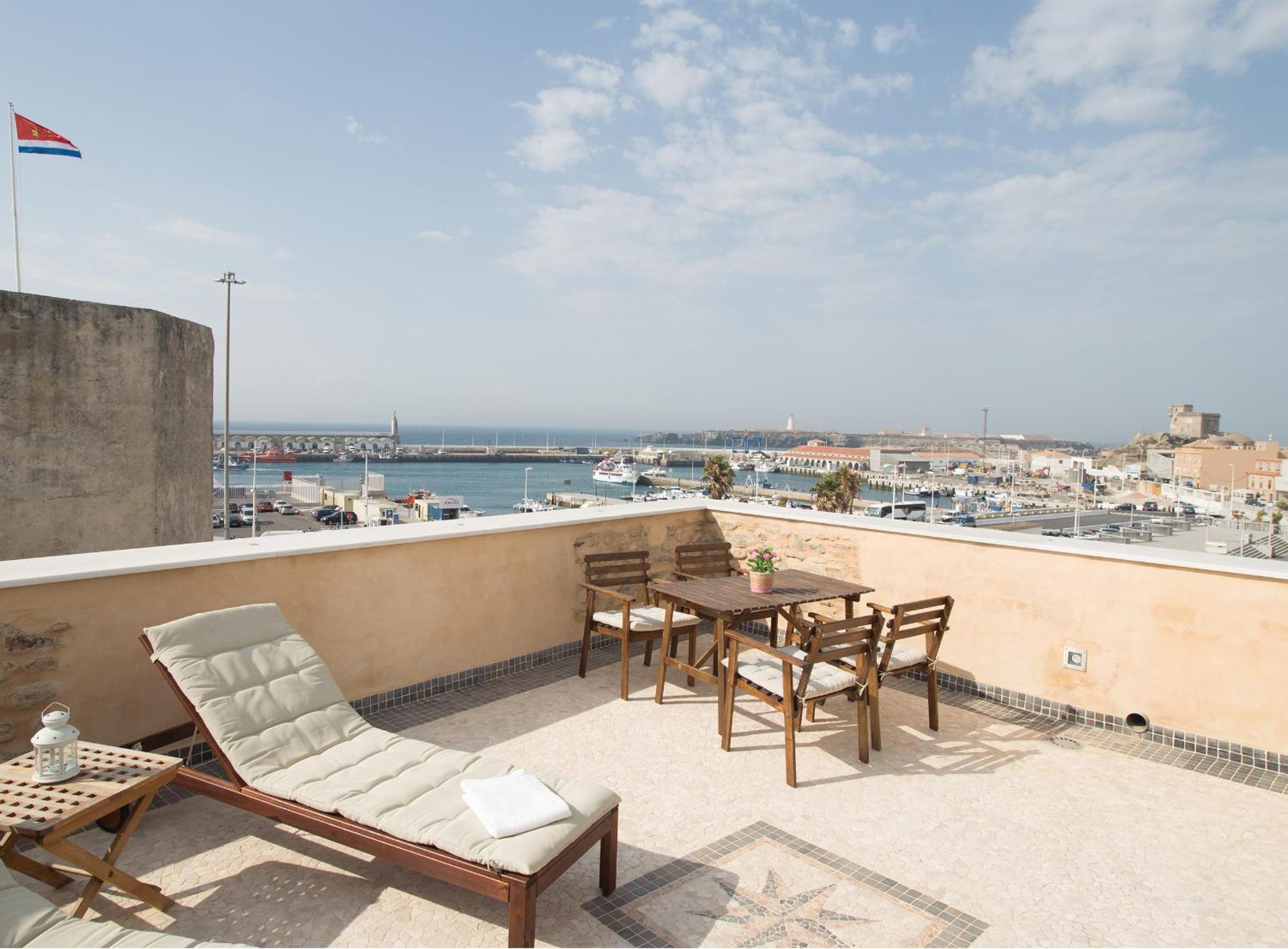 Puerta La Mar Apartment