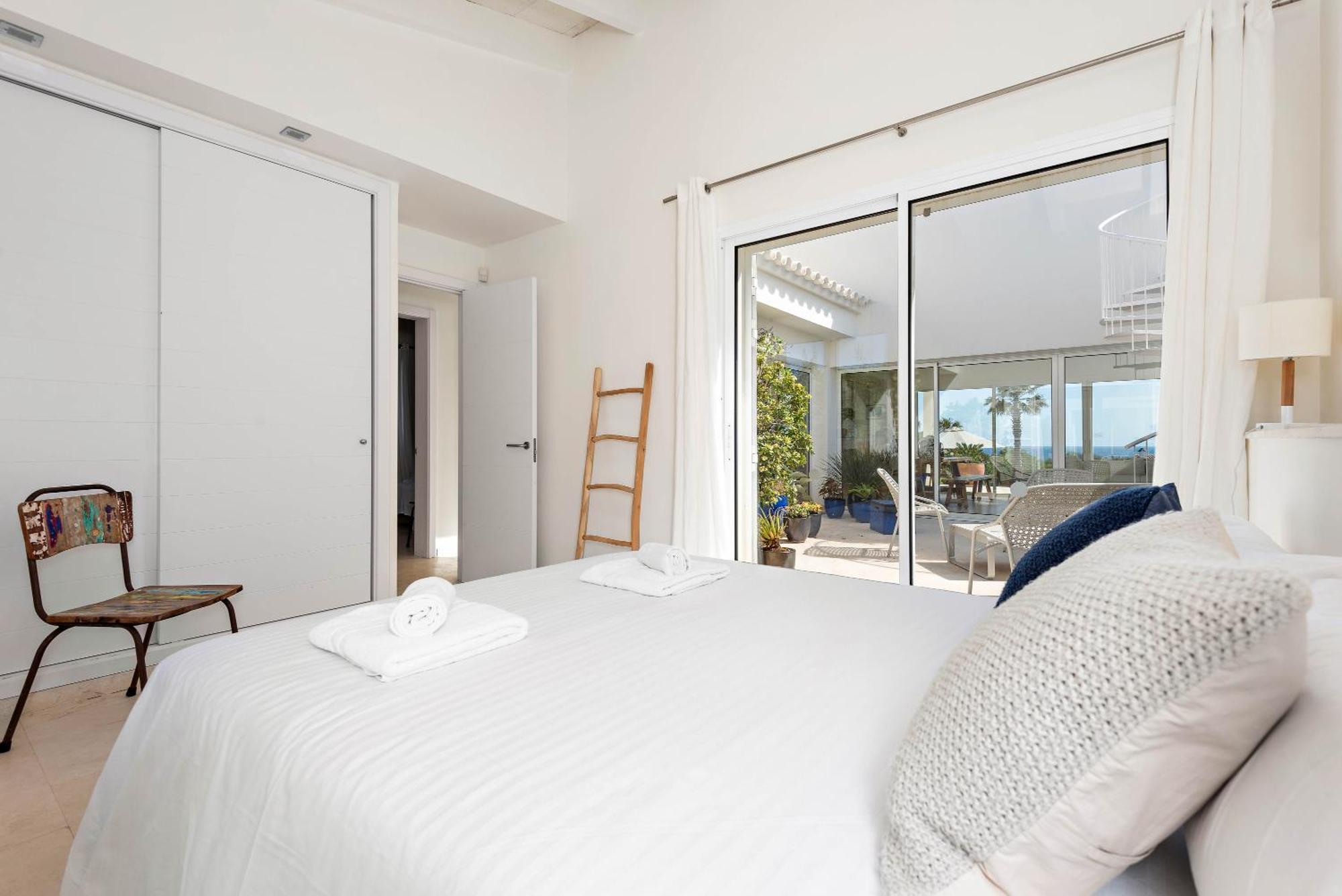Mariposa Villa Sant Lluís