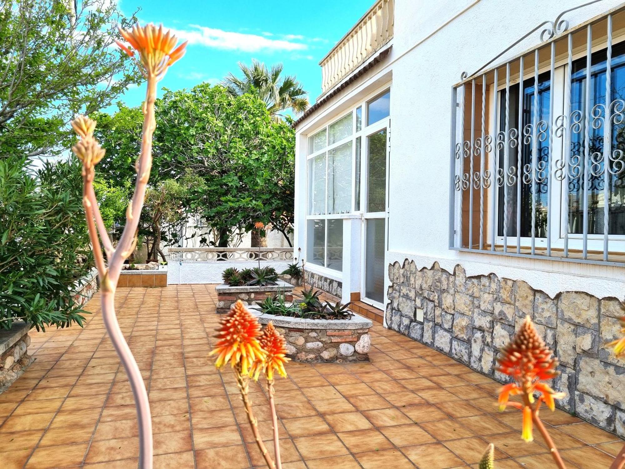Aquamarina: Mediterranean Getaway With Garden And Sea Proximity * Miami Playa