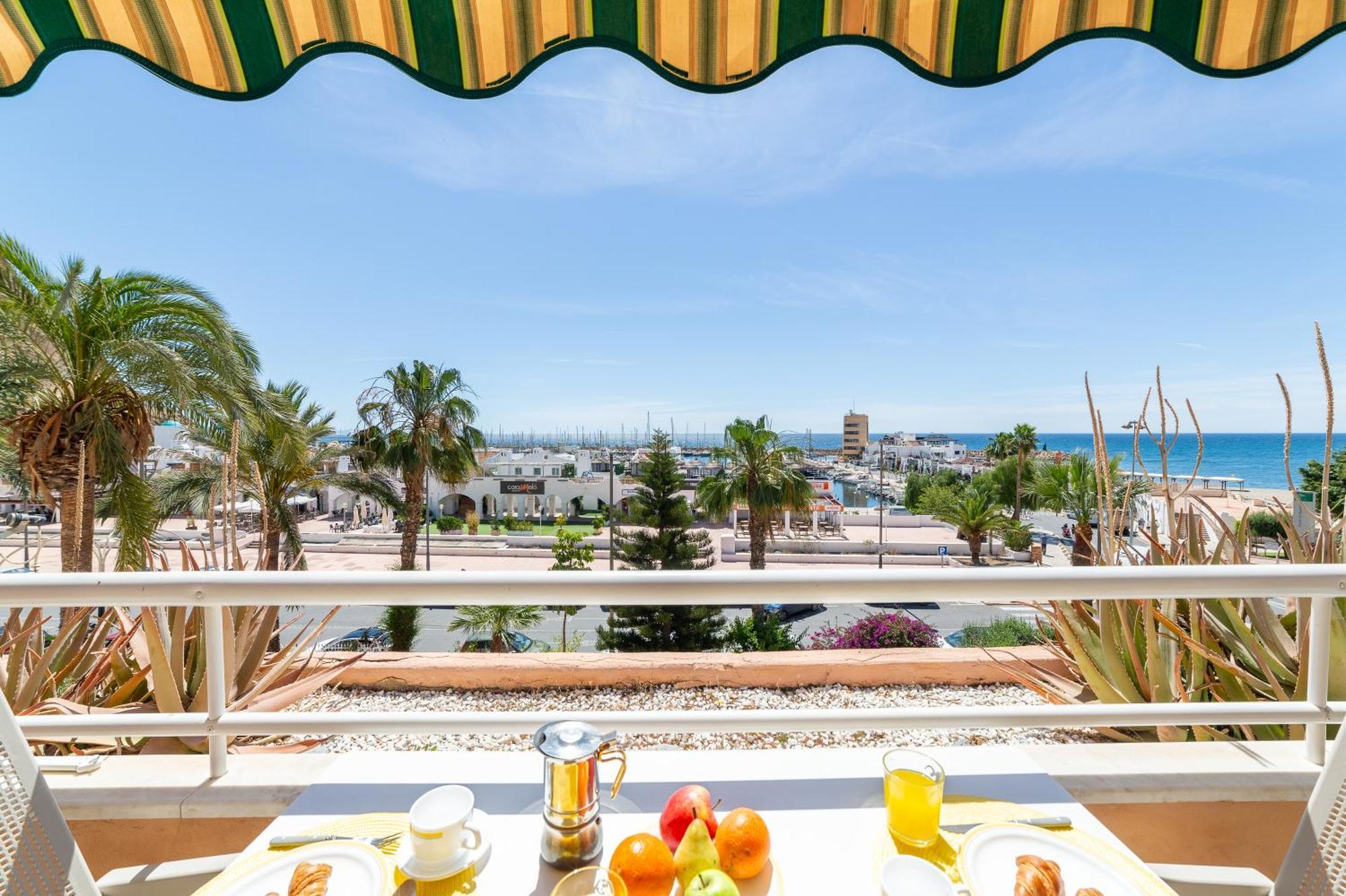 Apartamento Trendyhomes Puerto - Vistas Al Mar, Parking Incluido, Playa A Un Paso