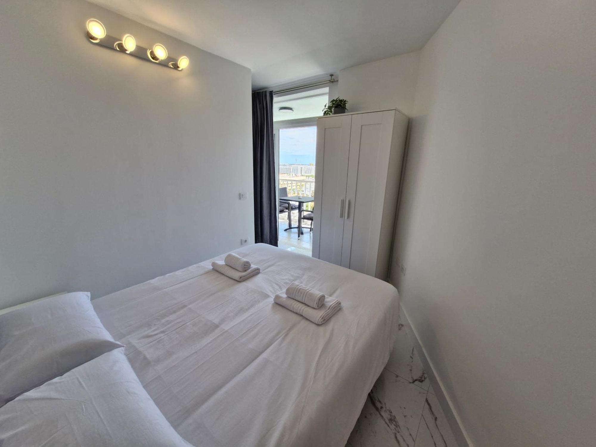 Premier View Americas Apartamento *