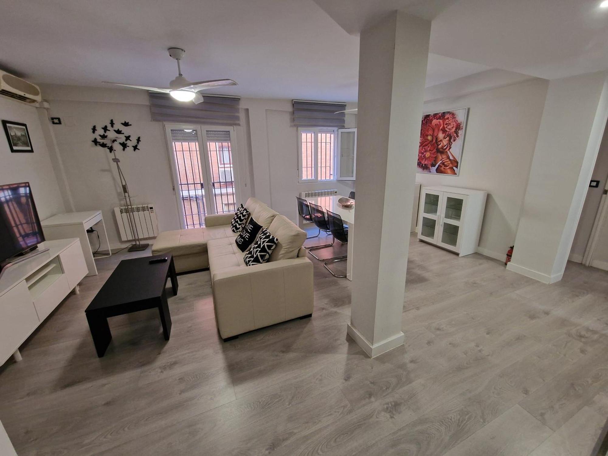 Dona Berenguela Junto Ave Apartamento *