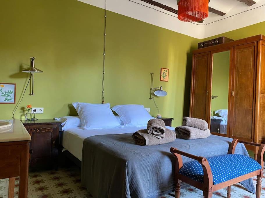 Cal Miret Villa